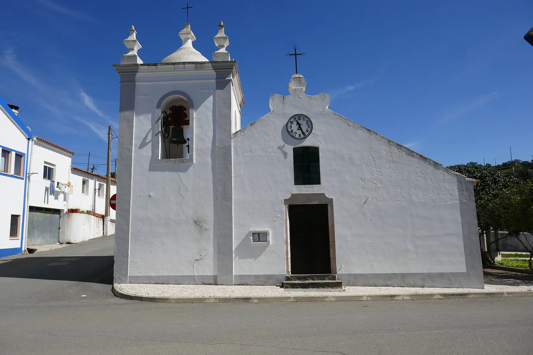 Photo showing: The parish church of São Barnabé, Almodôvar, Portugal
