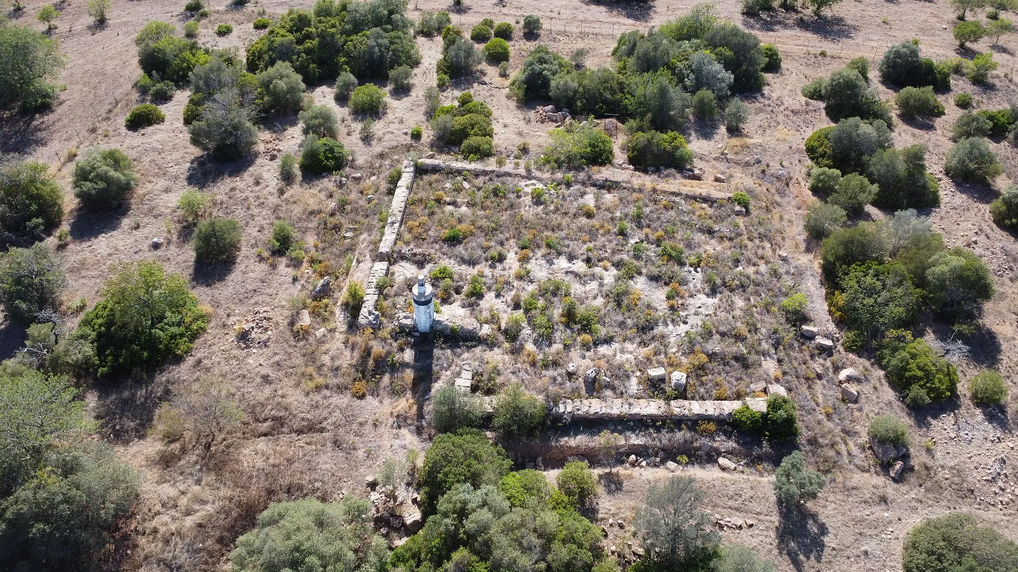 Photo showing: Aerial view of Castelo Belinho's archaeological site, in Portimão, in the Algarve - Portugal.