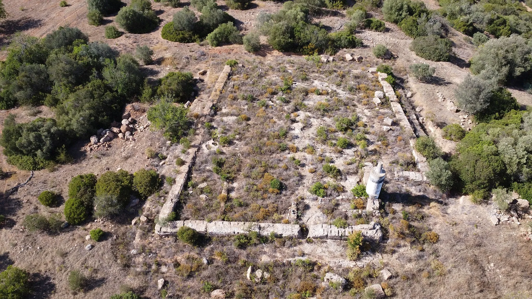 Photo showing: Aerial view of Castelo Belinho's archaeological site, in Portimão, in the Algarve - Portugal.