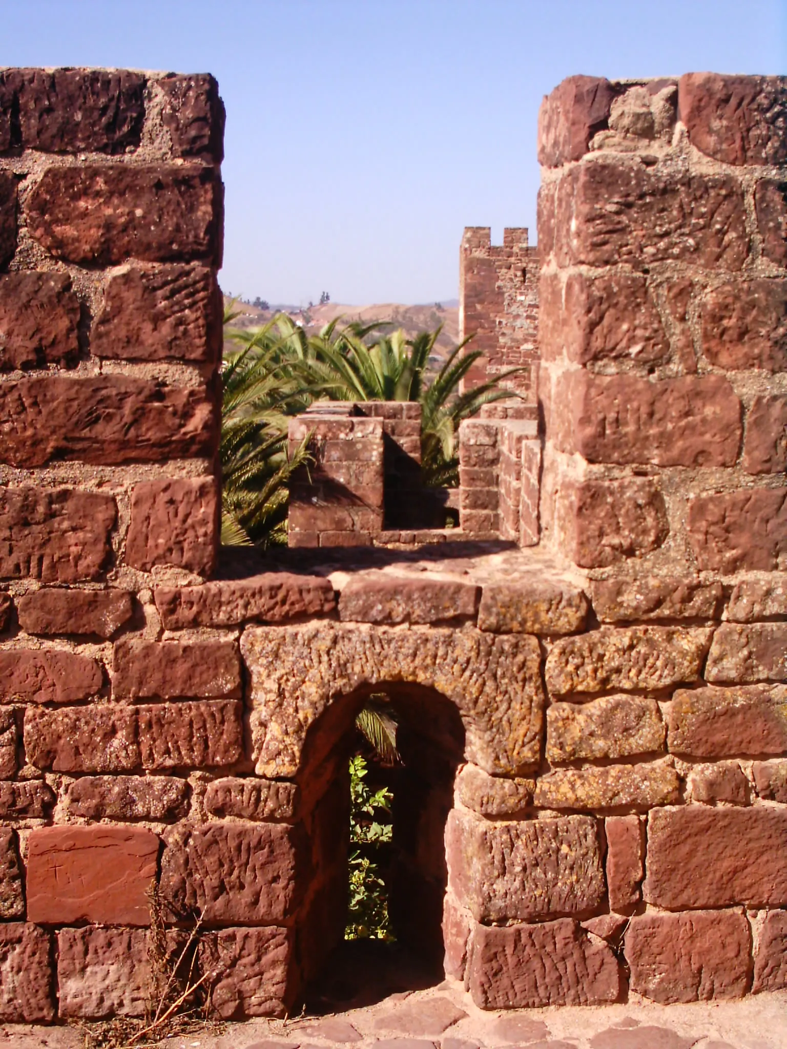 Photo showing: Castelo de Silves, Portugal: pormenor da muralha.