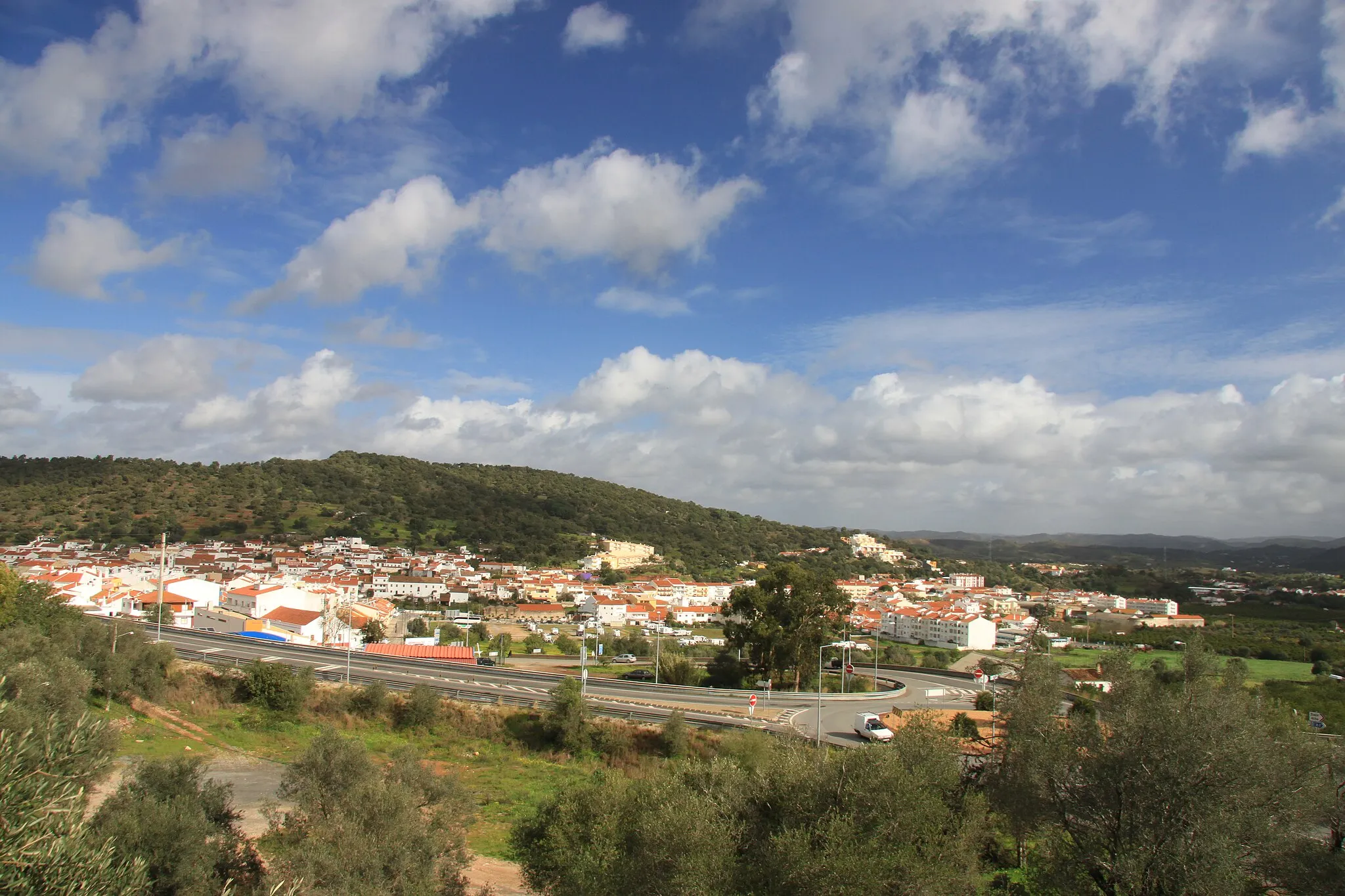Photo showing: São Bartolomeu de Messines - view from the windmill