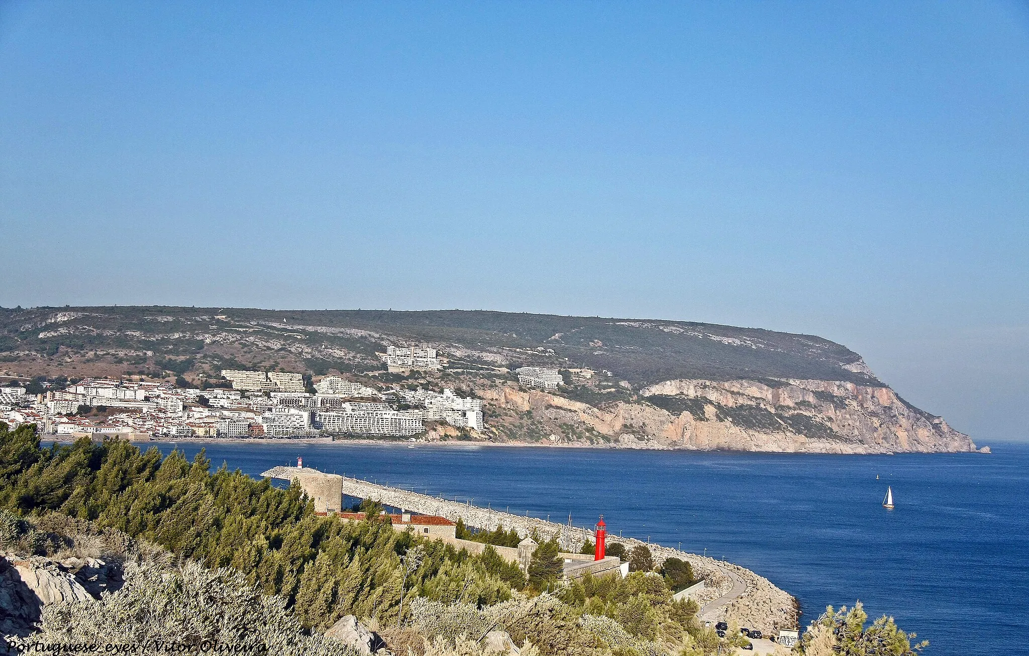 Photo showing: Sesimbra - Portugal 🇵🇹