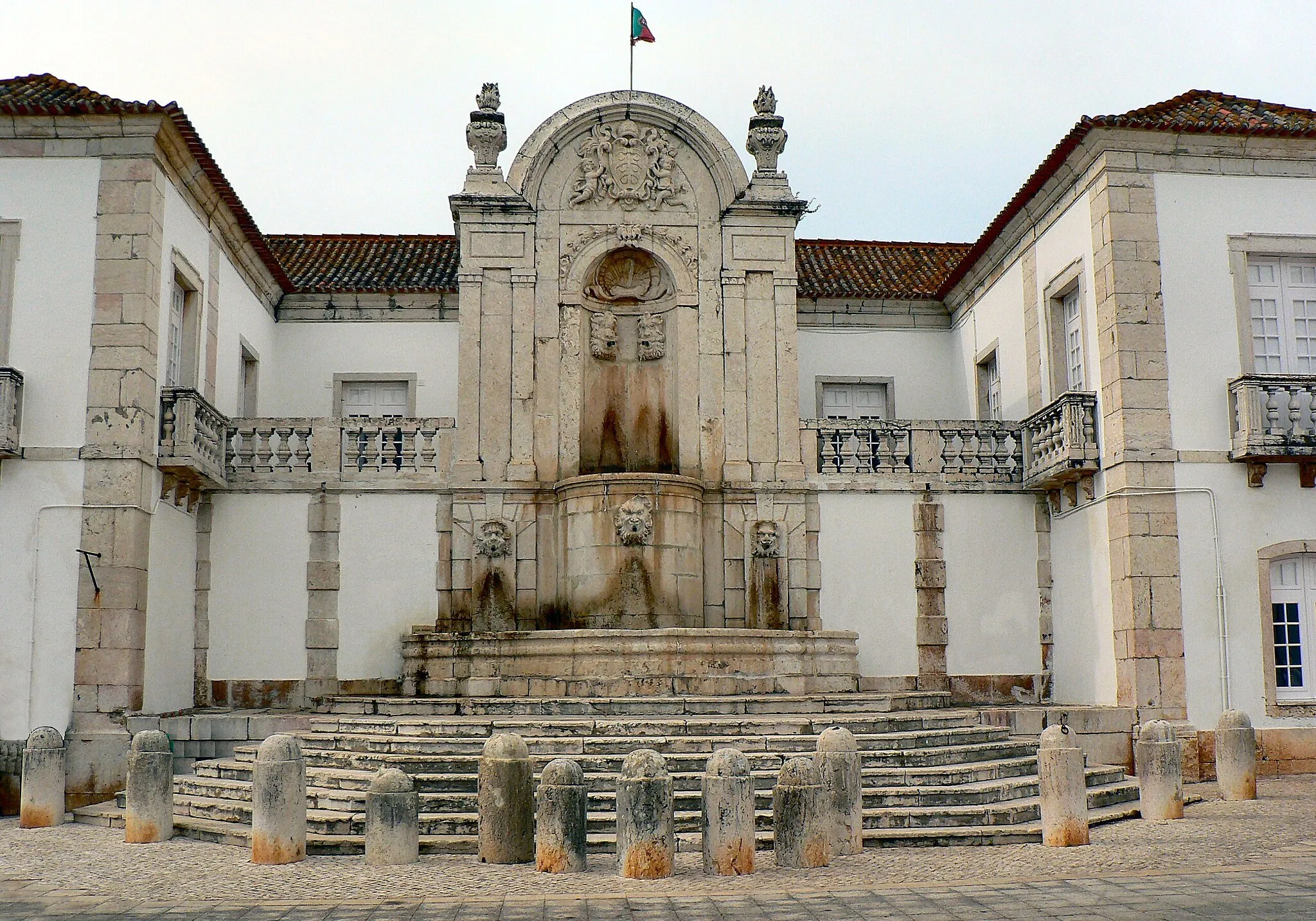 Photo showing: Aqueduto de Santo Antão do Tojal
