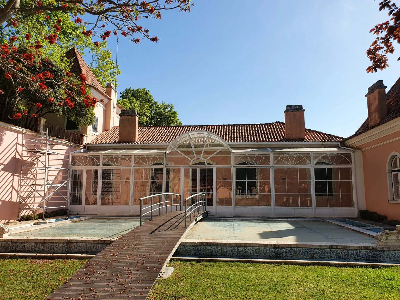 Photo showing: Palácio do Sobralinho