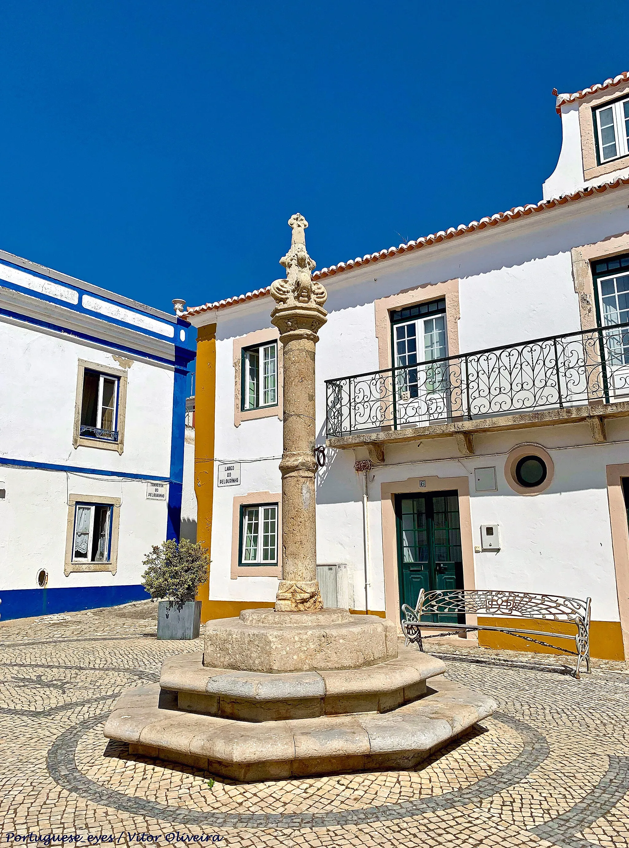 Photo showing: Pelourinho da Ericeira - Portugal 🇵🇹