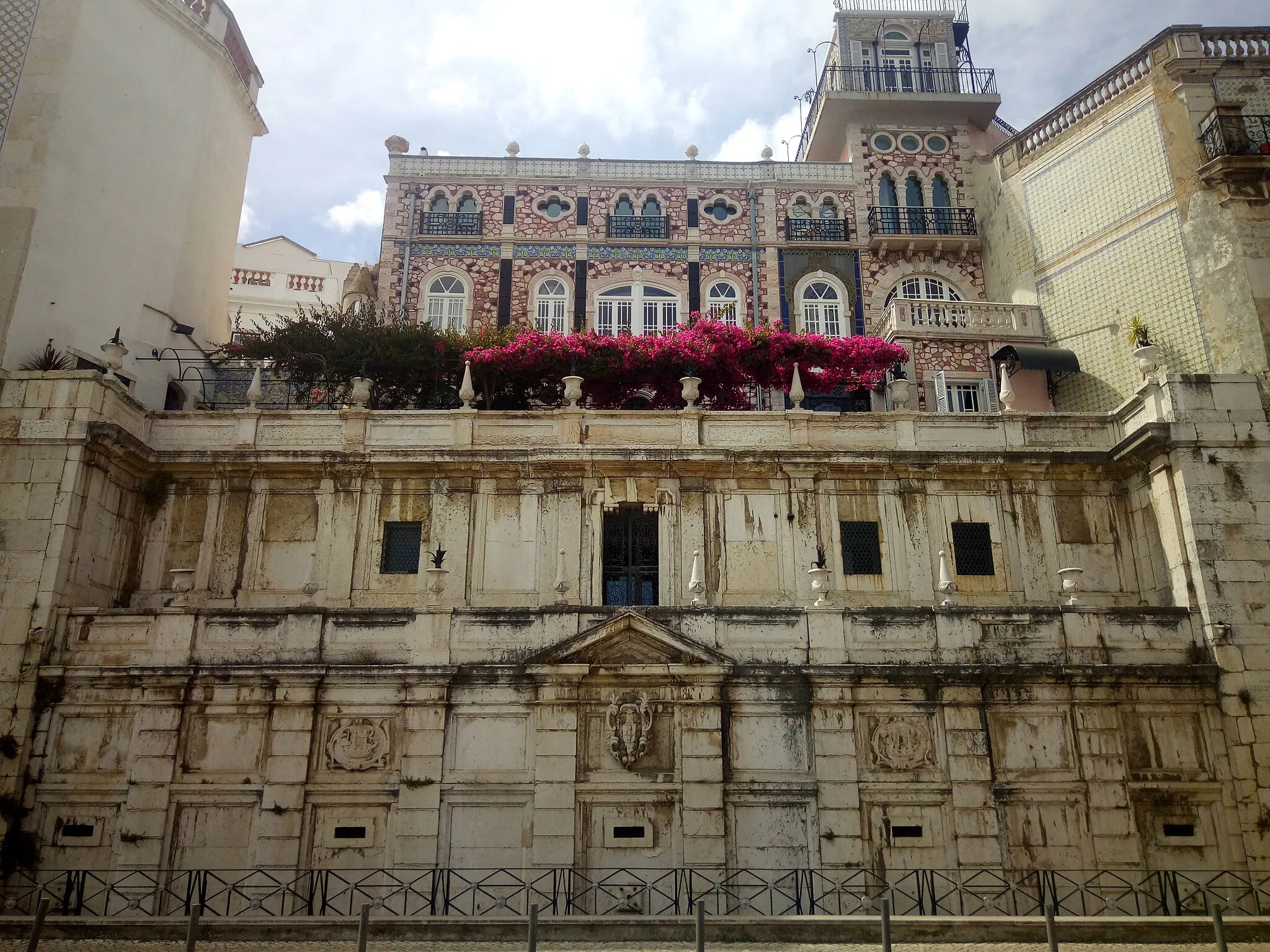 Photo showing: Chafariz de El-Rei - fonte em Lisboa, Portugal