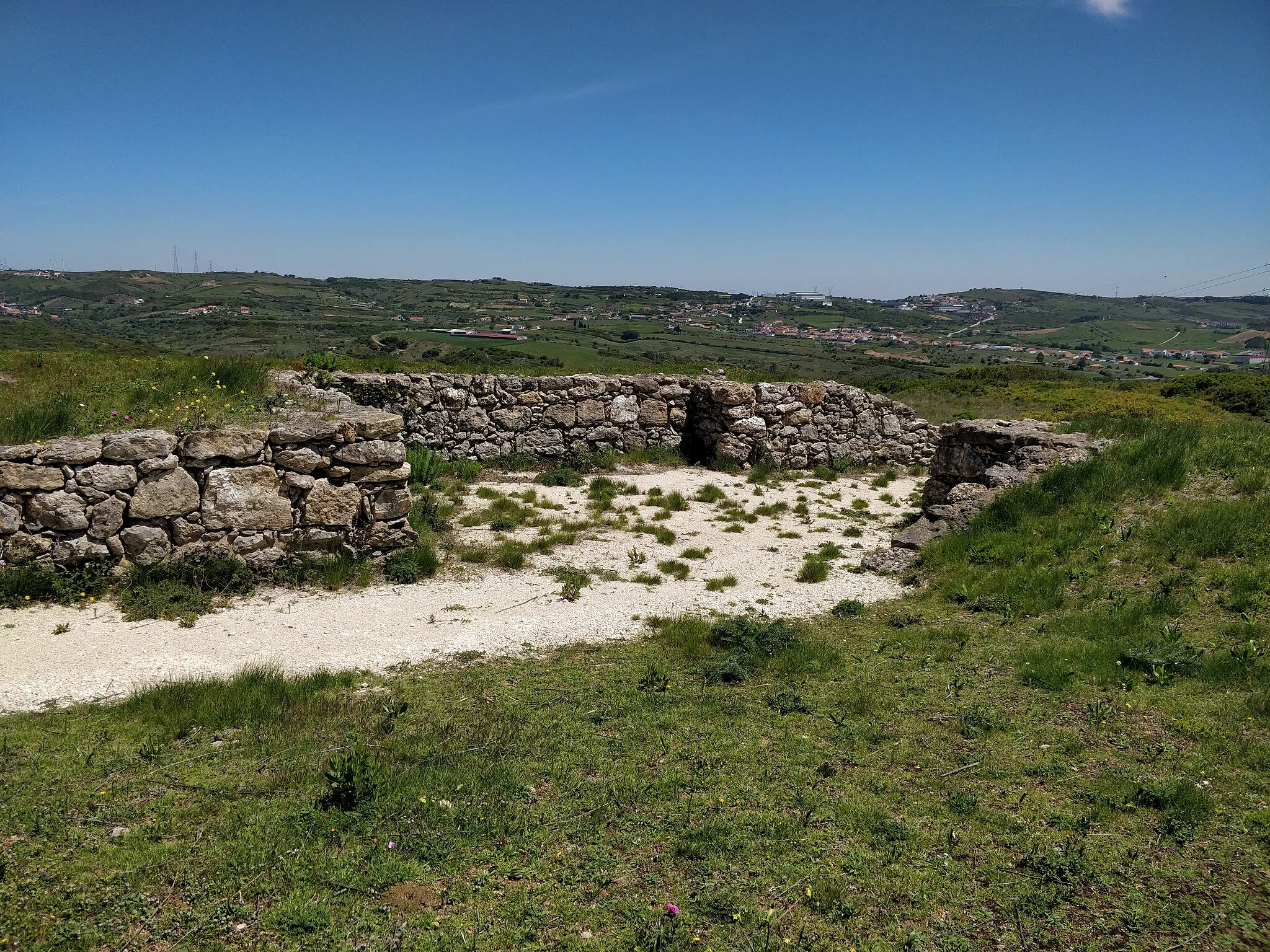 Photo showing: Fort of Ajuda Grande, one of the Lines of Torres Vedras forts, situated near Bucelas to the north of Lisbon, Portugal