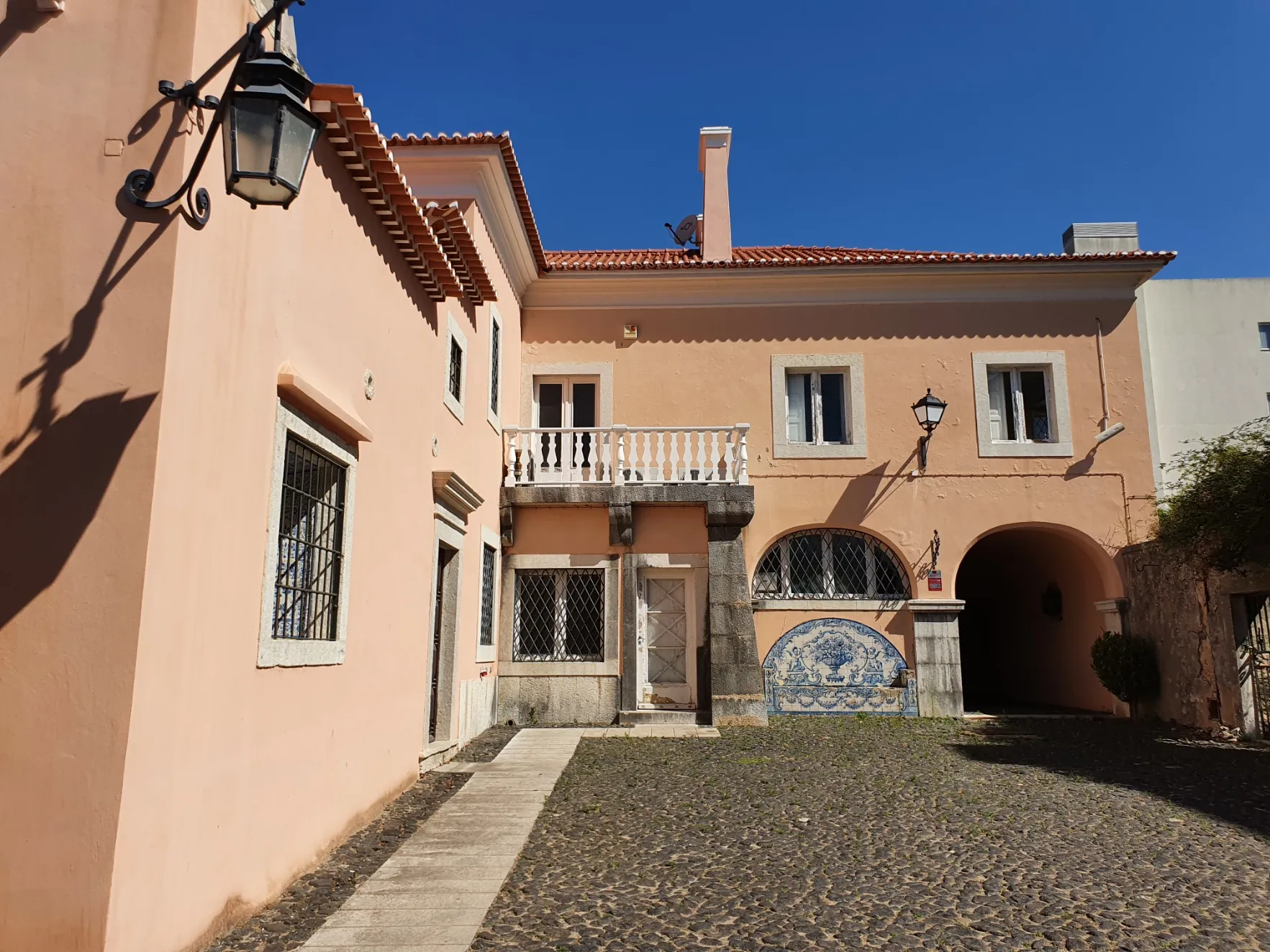 Photo showing: Palácio dos Aciprestes, em Linda-a-Velha