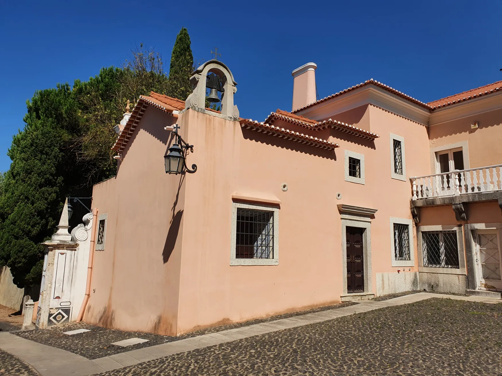 Photo showing: Palácio dos Aciprestes, em Linda-a-Velha