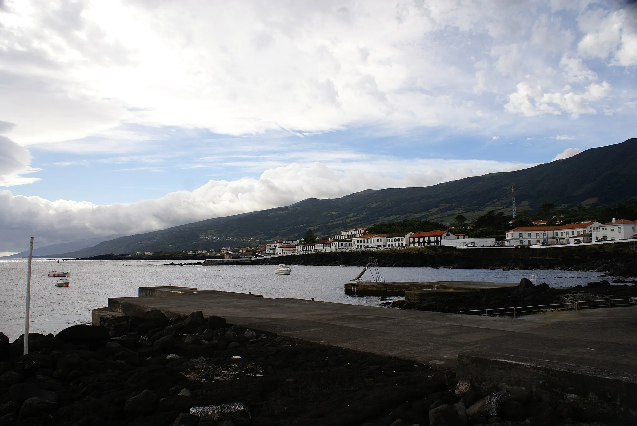 Photo showing: São Roque, vista Parcial, concelho de São Roque do Pico, ilha do Pico, Açores, Portugal