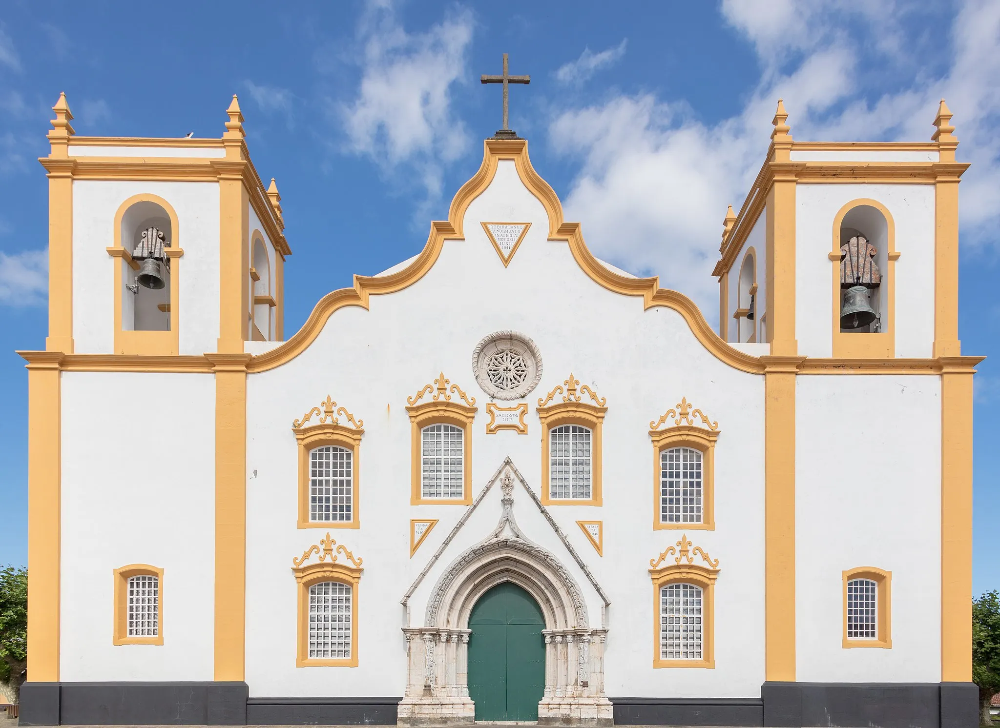 Photo showing: Church of the Holy Cross, Praia da Vitória, Terceira Island, Azores, Portugal