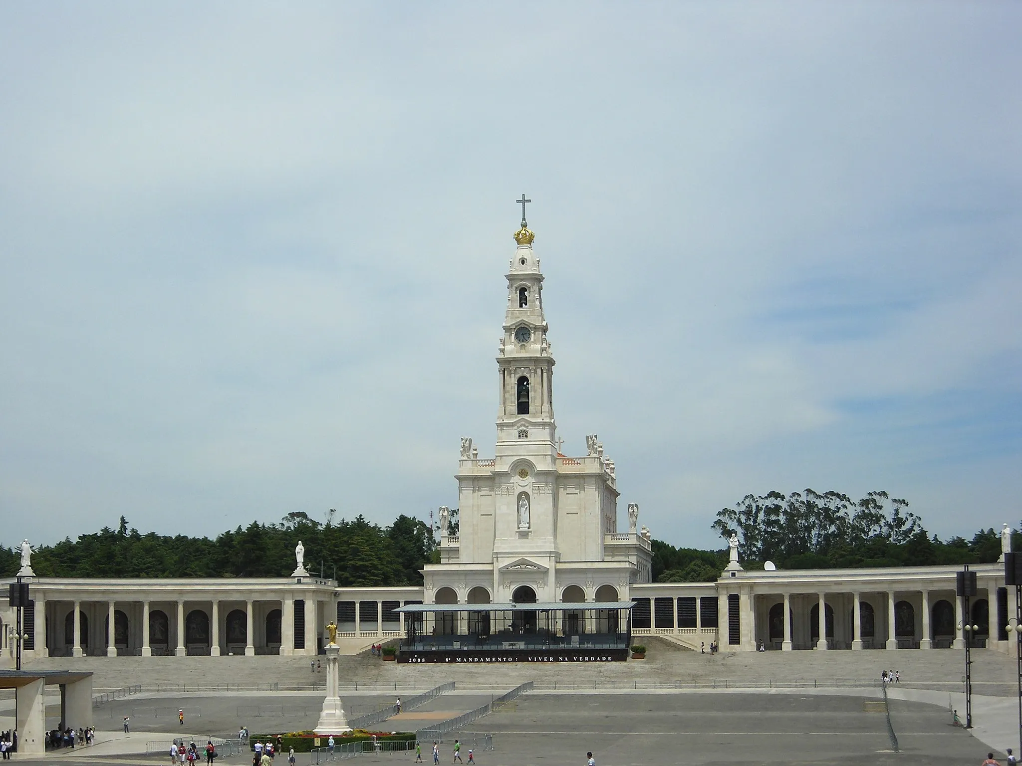 Photo showing: Santuário de Fátima