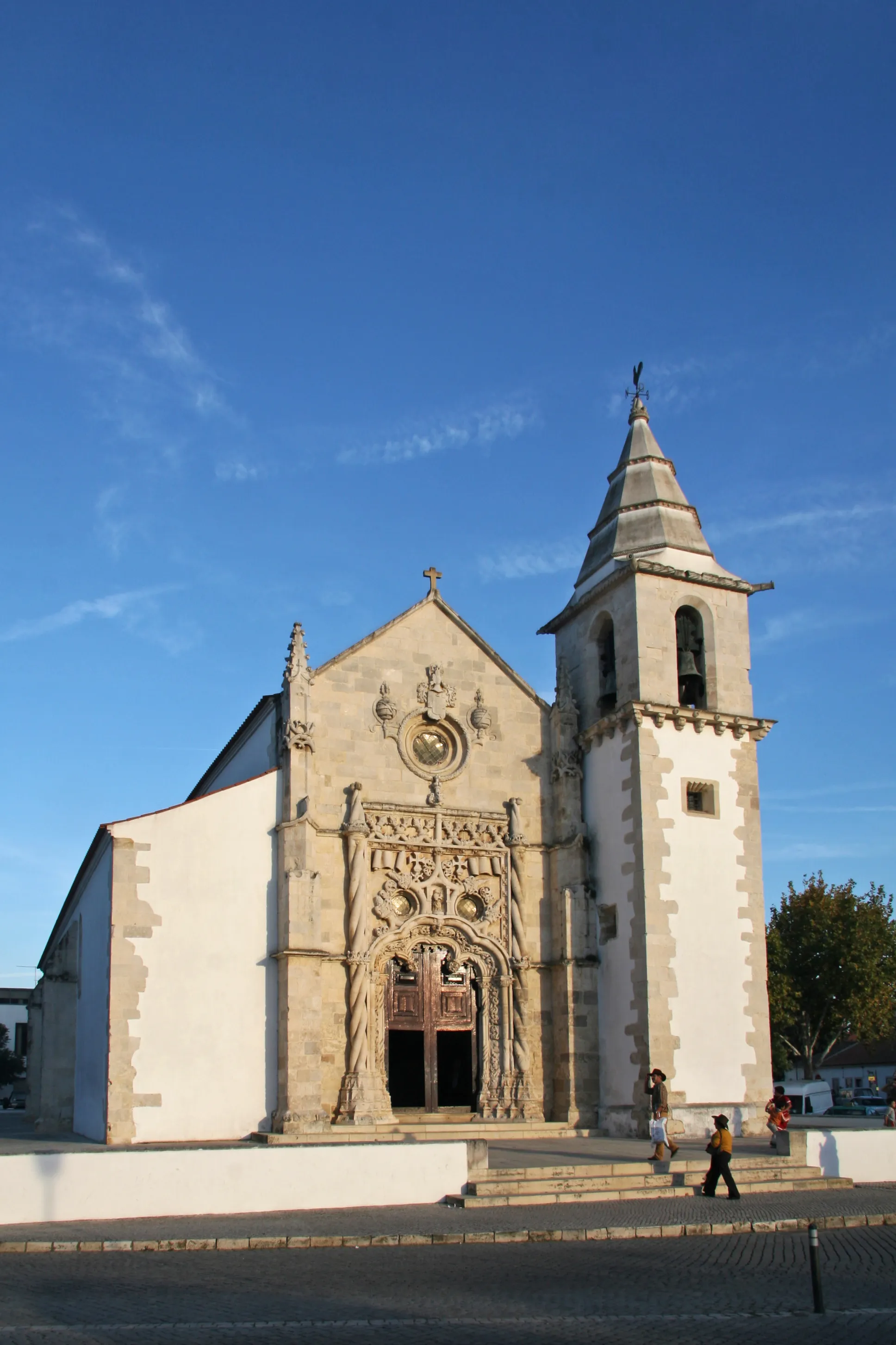 Photo showing: Kirche Matriz da Golegã in Golegã (Portugal) mit Portal im manuelinischen Stil