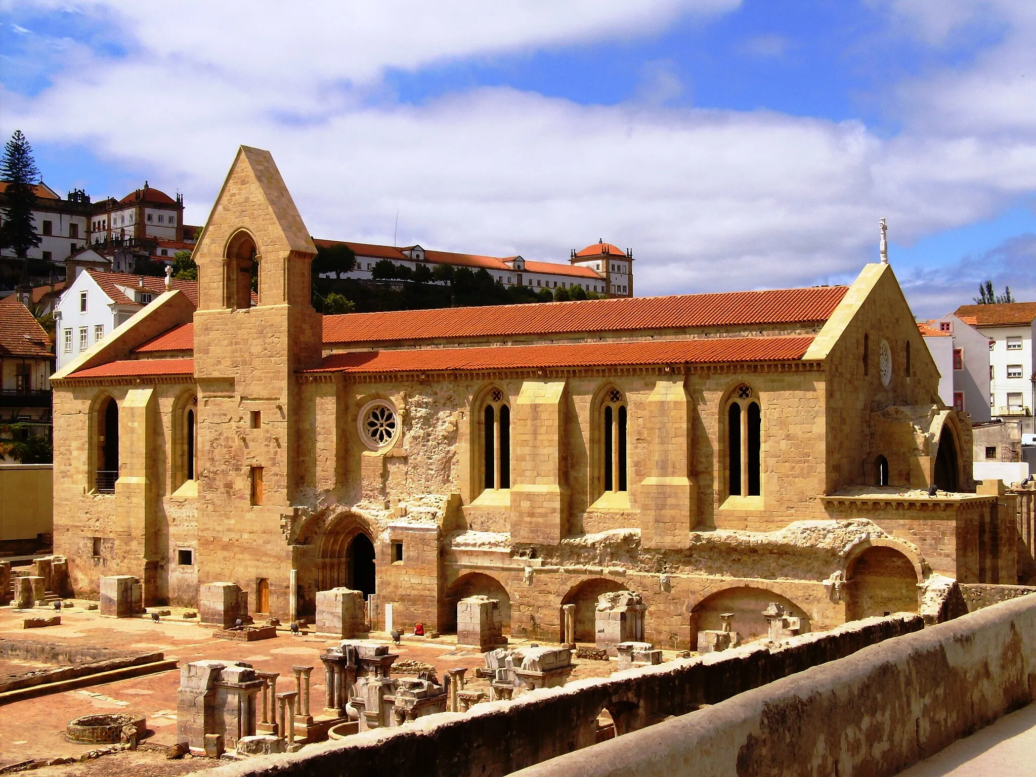 Photo showing: Mosteiro de Santa Clara-a-Velha, Coimbra, Distrito de Coimbra, Portugal: antiga igreja.