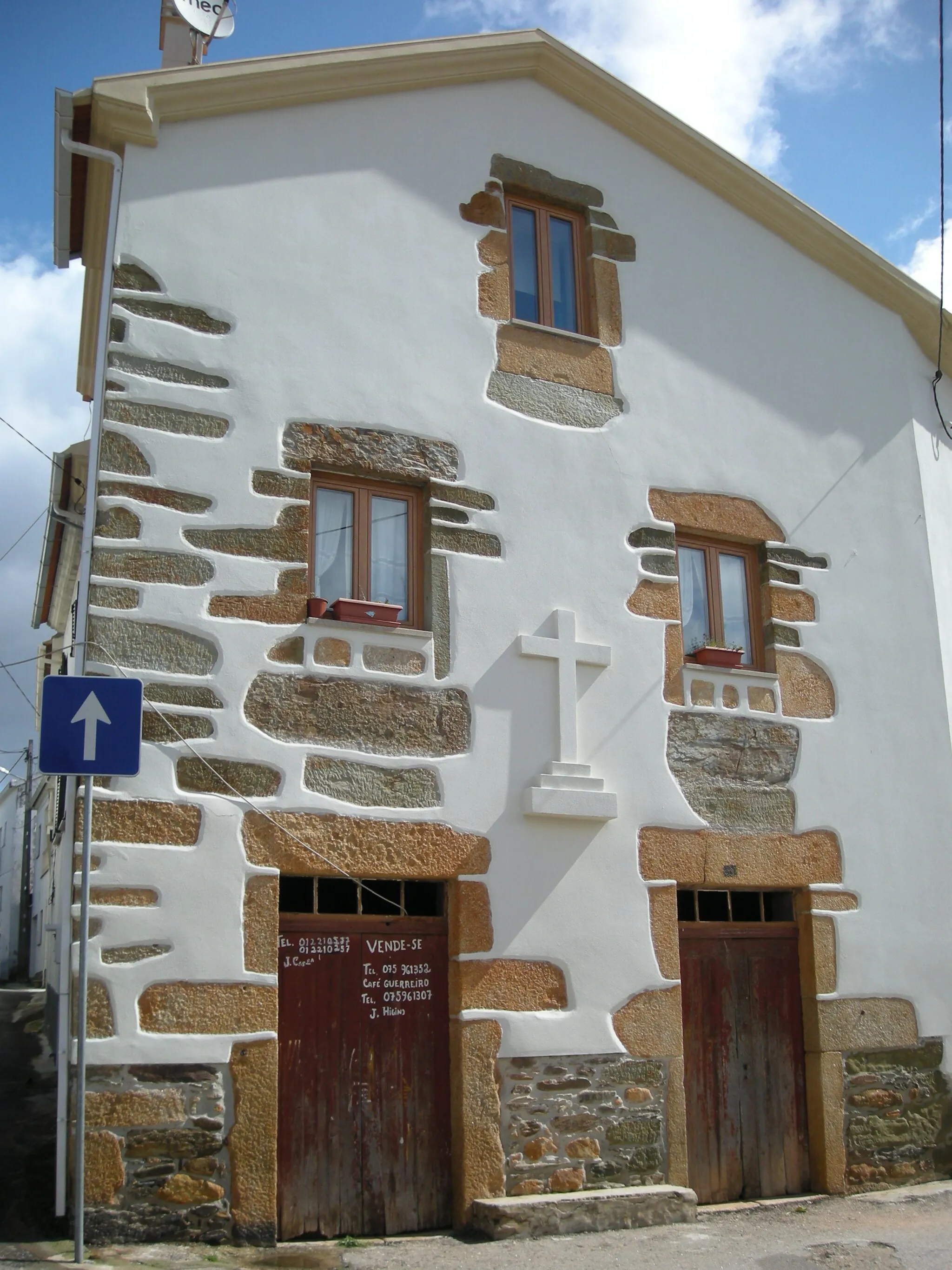 Photo showing: Edifício tradicional de Erada