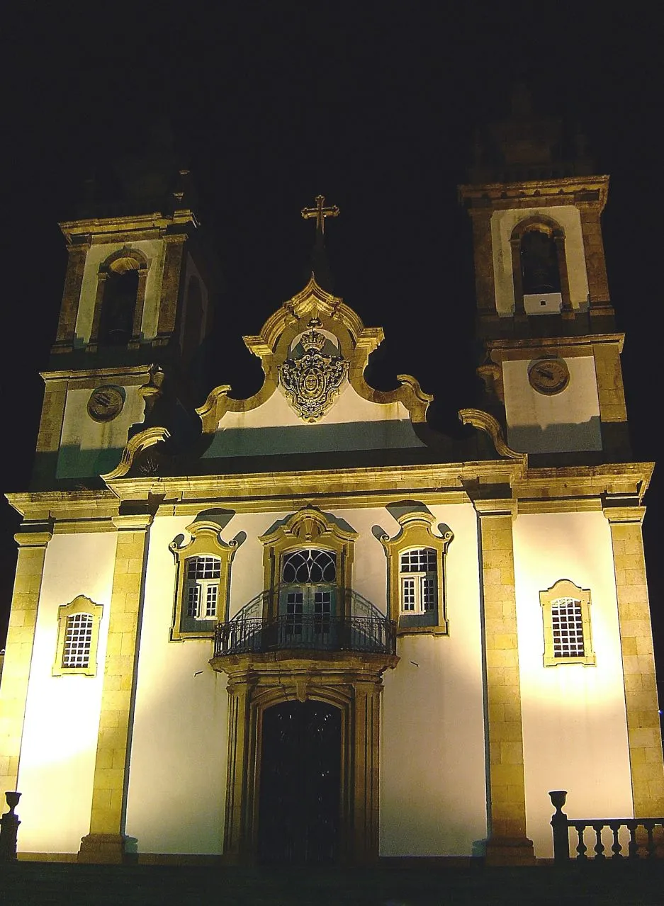 Photo showing: http://maps.google.com?q=40.674258889983044,-7.700235843658447(Igreja Matriz de Penalva do Castelo - Portugal)&t=h">See where this picture was taken. [?]