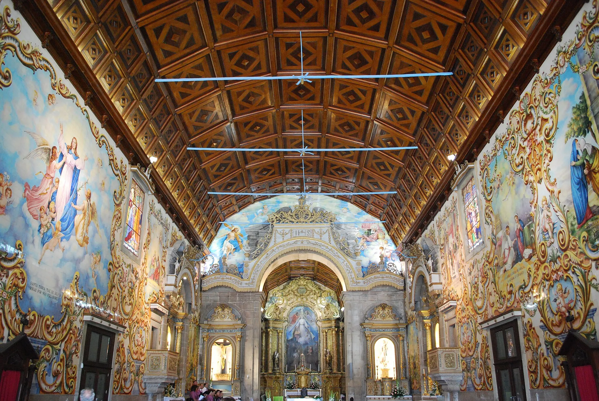 Photo showing: Igreja Paroquial de Válega / Igreja de Nossa Senhora do Amparo, concelho de Ovar, distrito de Aveiro, Portugal.