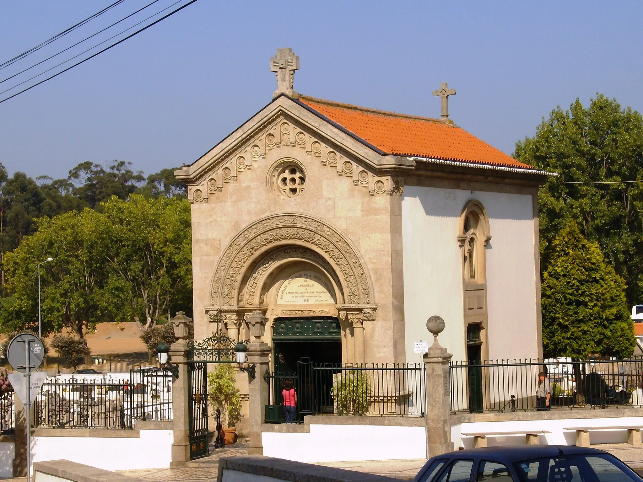 Photo showing: Sem proteção legal