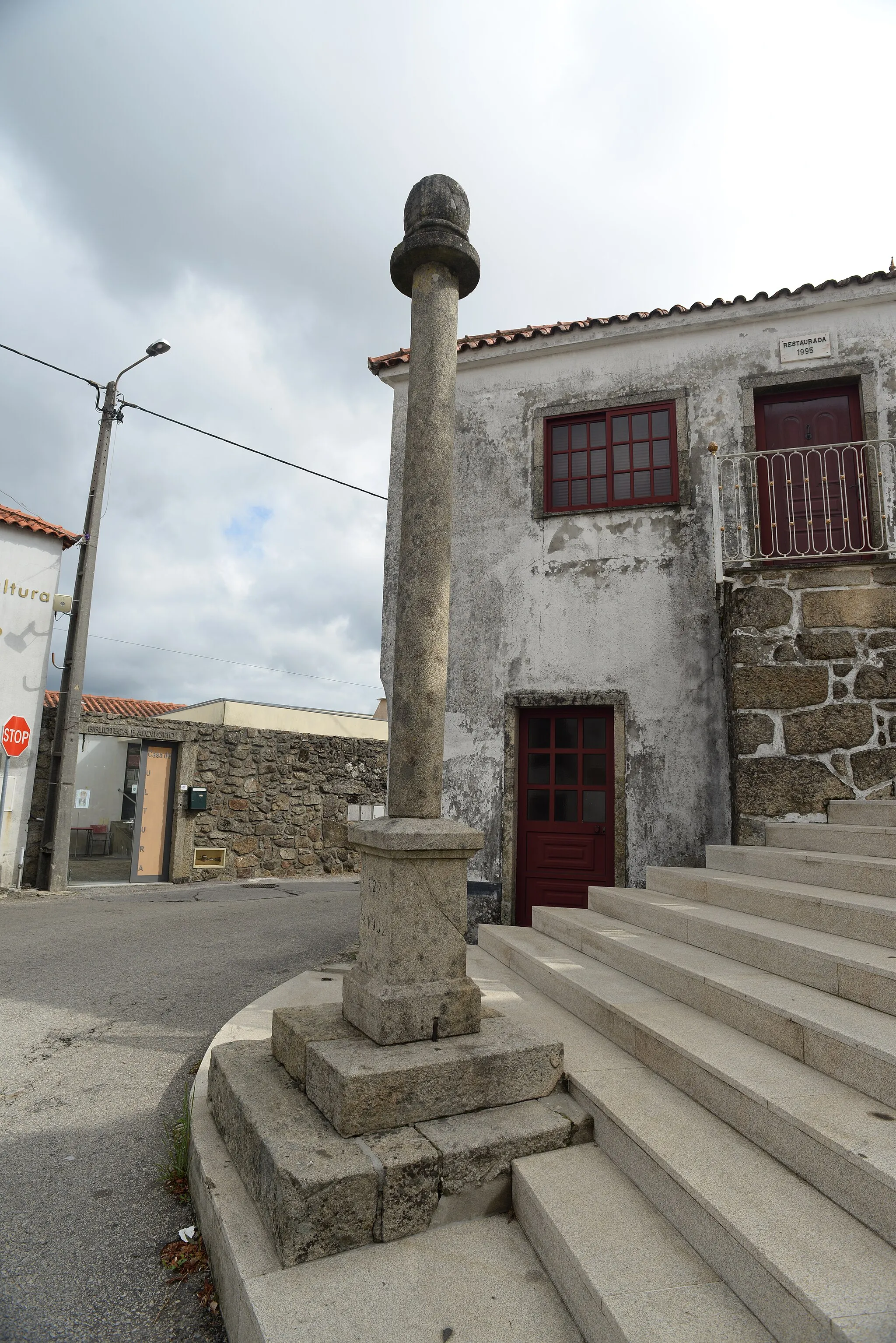 Photo showing: Pelourinho de Cabeçais - pelourinho em Arouca, Portugal