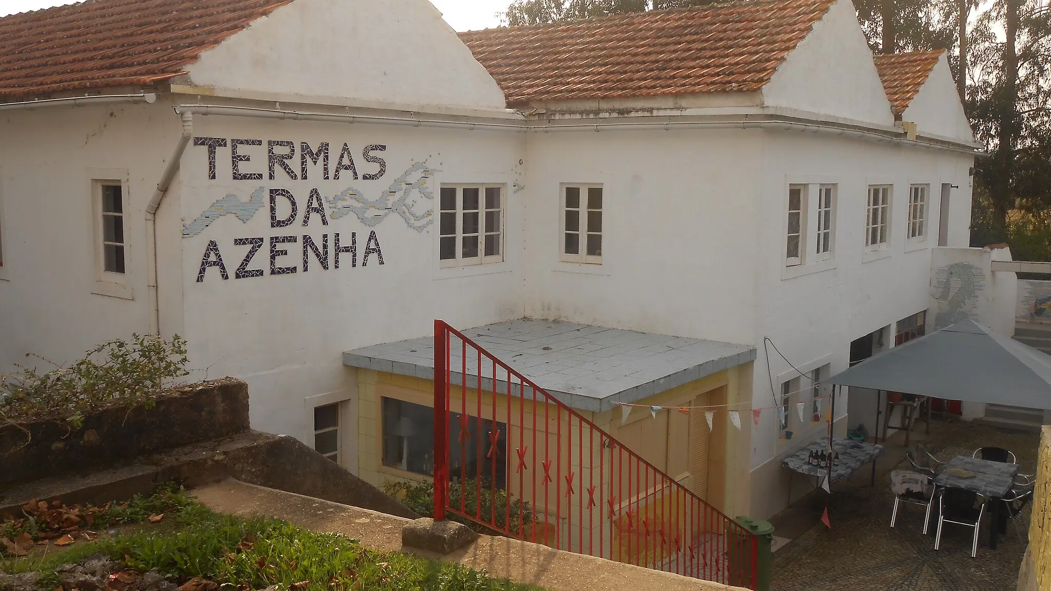 Photo showing: The thermal baths of Termas da Azenha were originally established in 1711 and reopend in 2000 as hotel with spa and holiday houses.