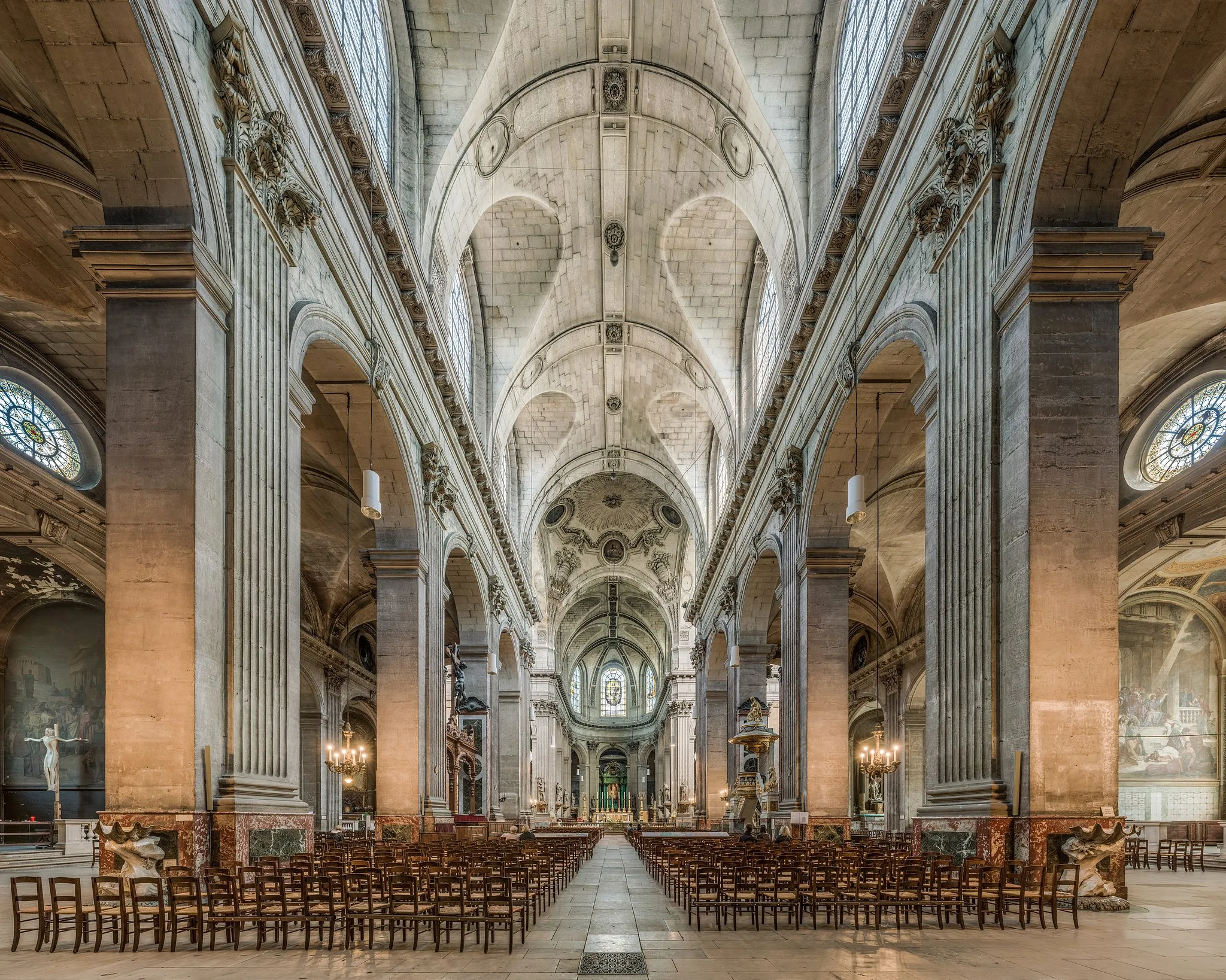 Photo showing: The nave of the Saint-Sulpice church in Paris, France.