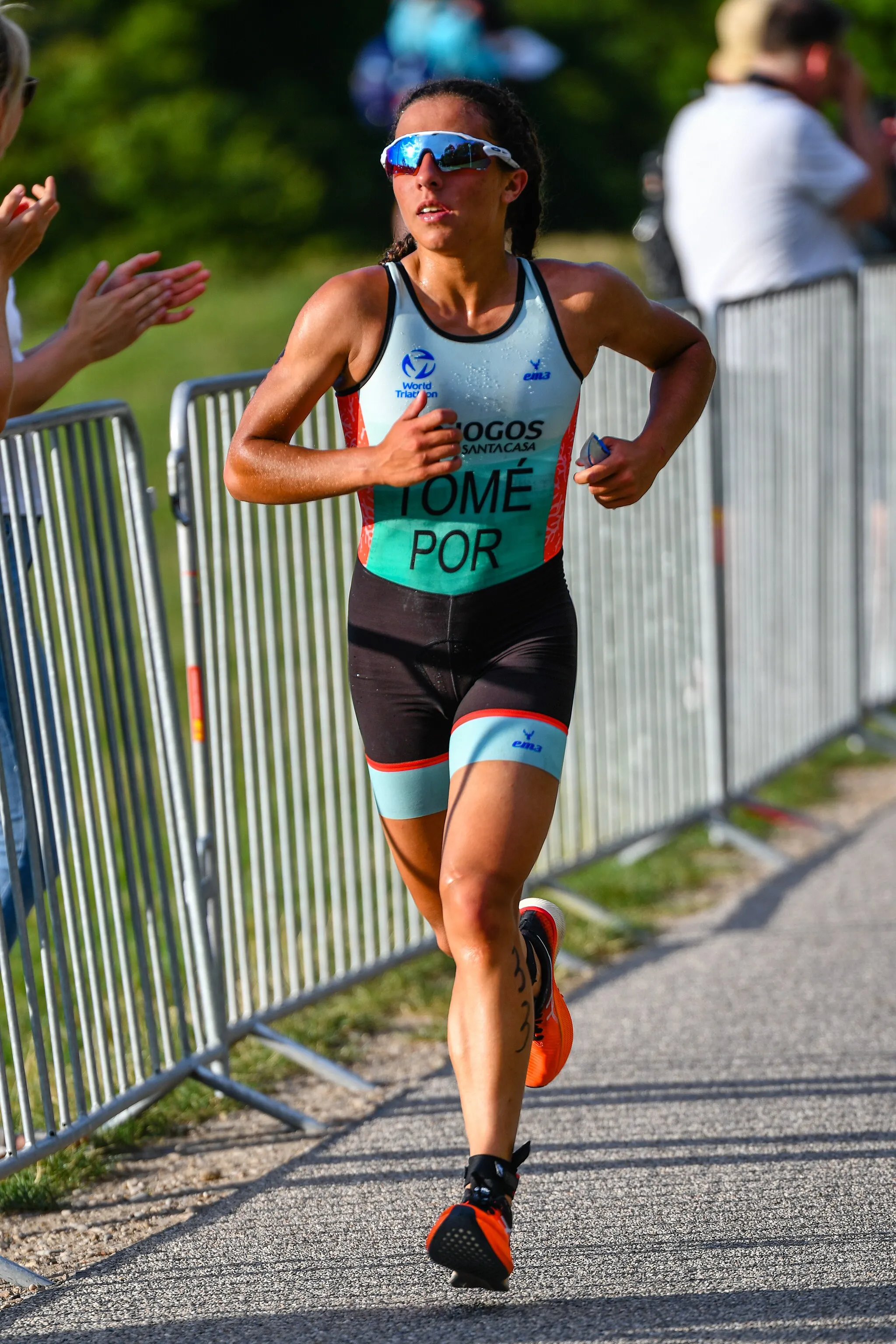 Photo showing: 2022 European Championships Munich, Women Elite Triathlon. Picture shows: Maria Tomé (POR).