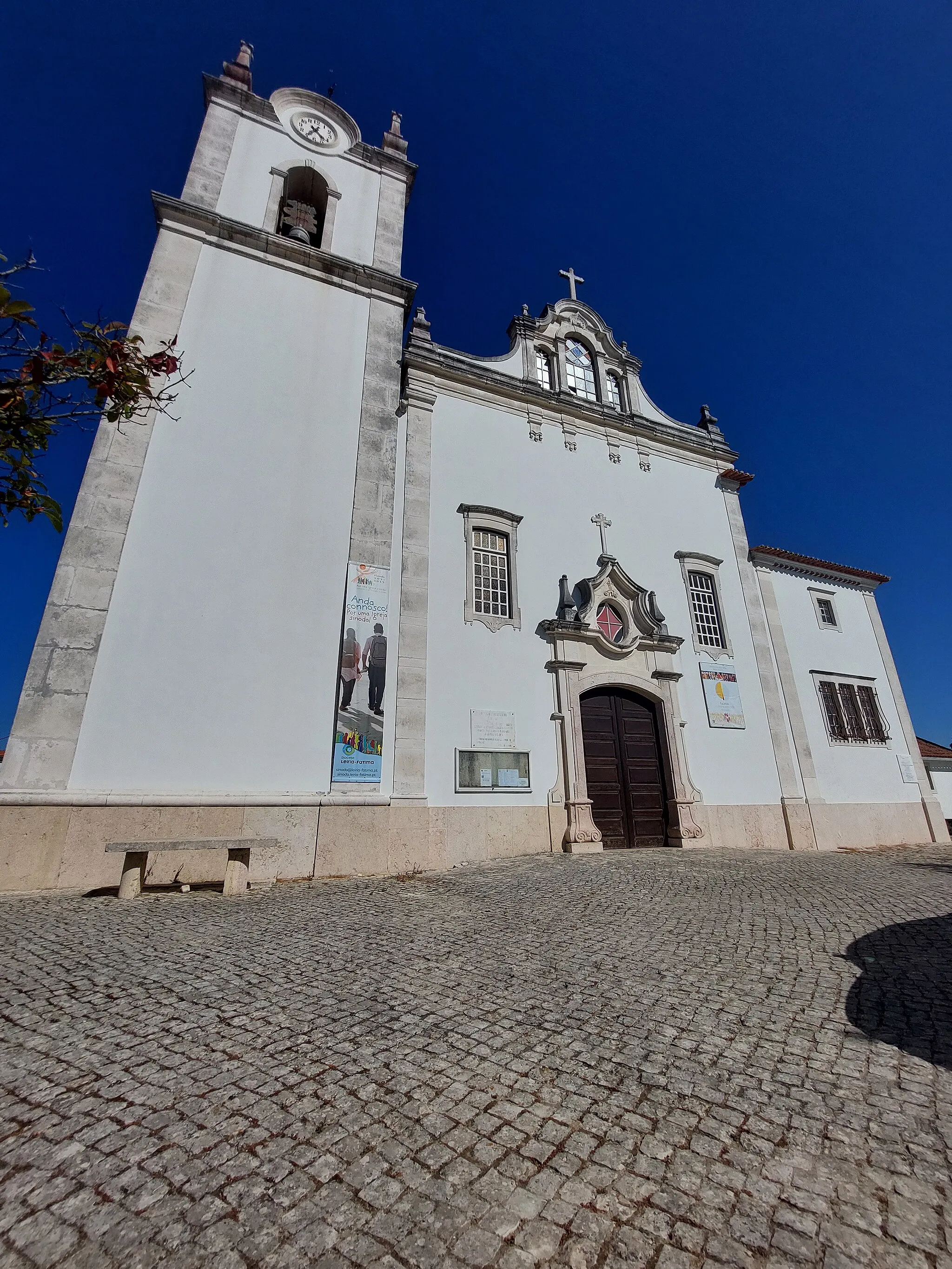 Photo showing: Frente da Igreja Paroquial do Arrabal