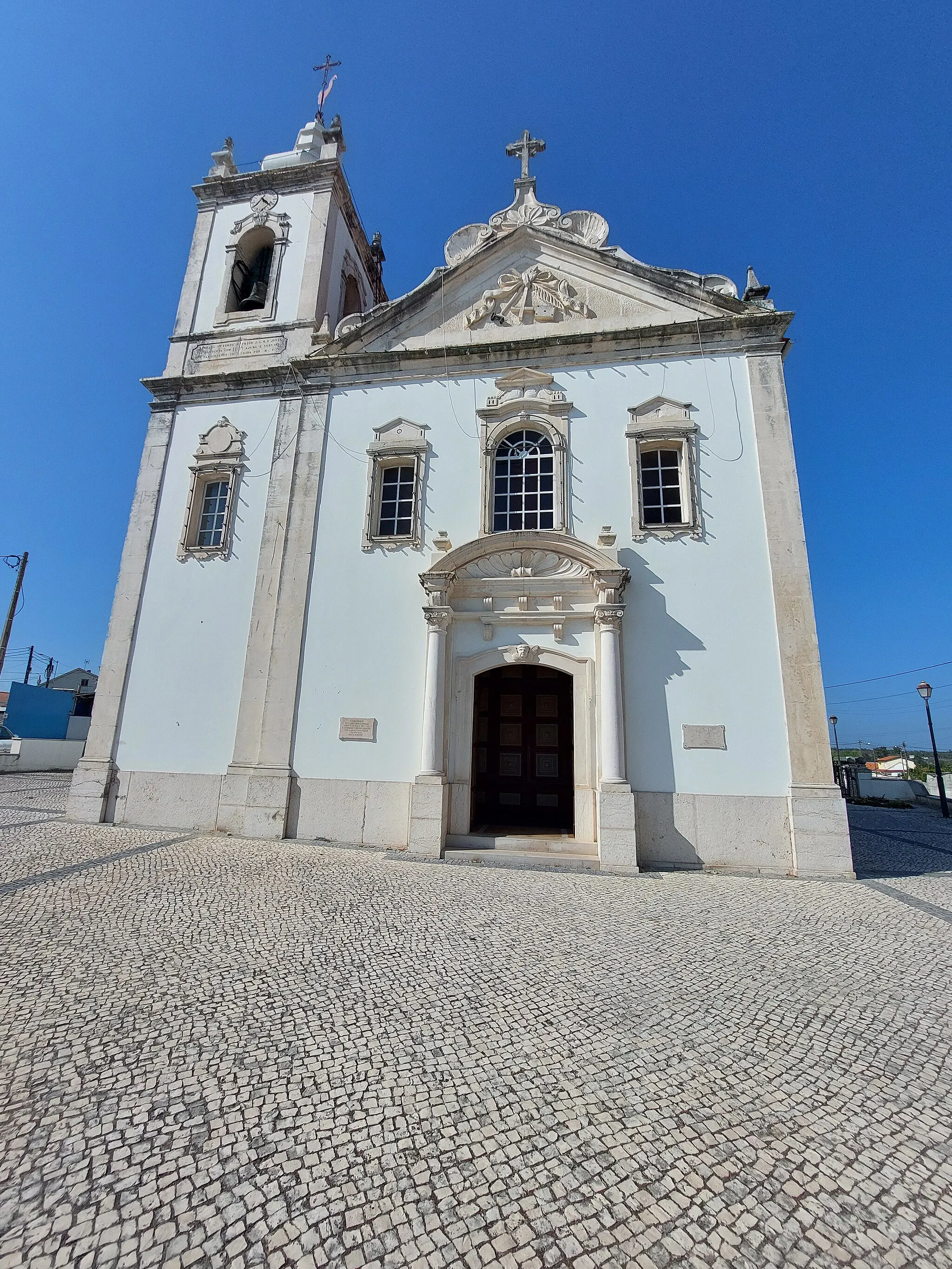 Photo showing: Vista aproximada para Igreja Paroquial de Amor