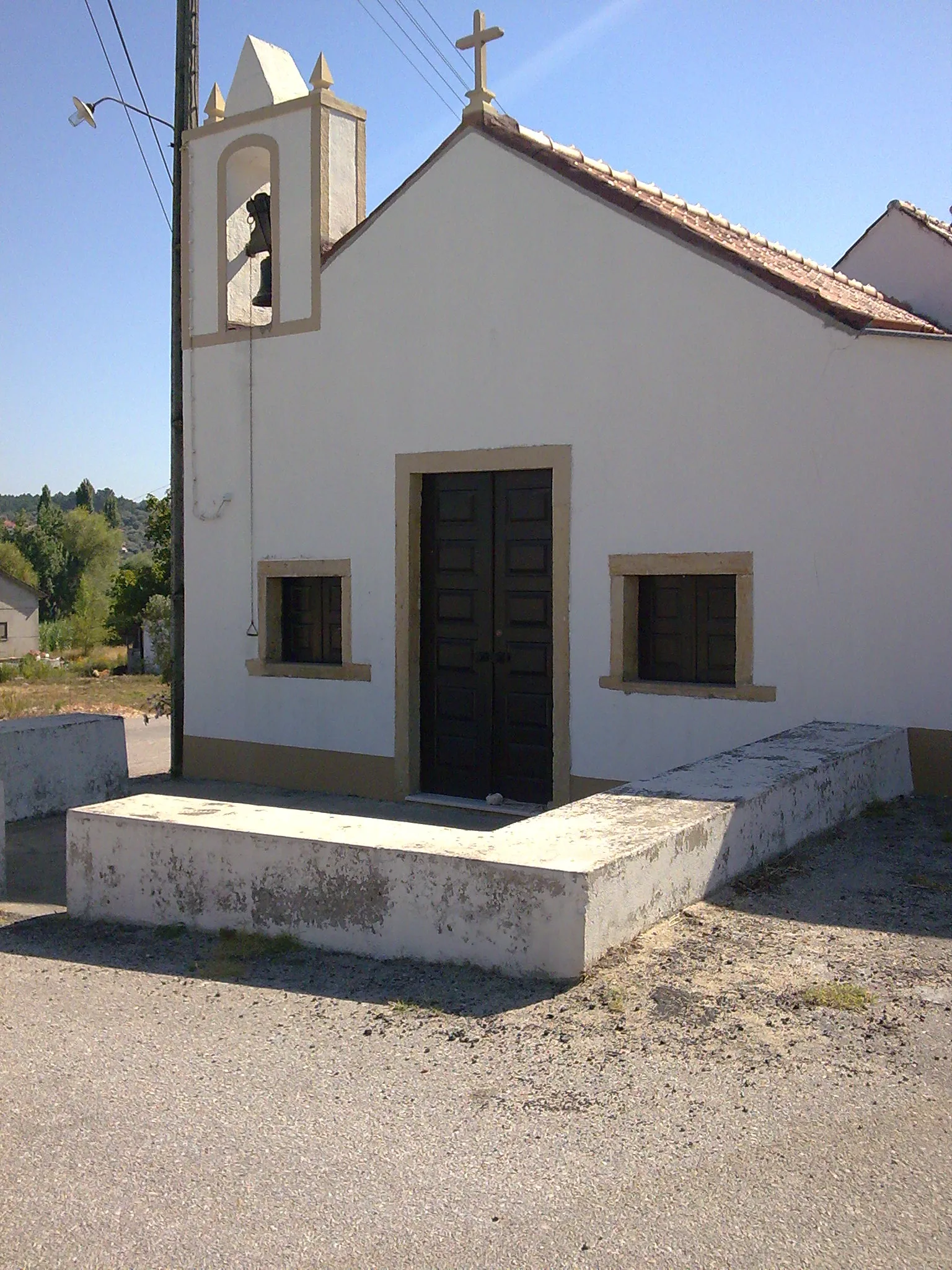 Photo showing: Chapel of Santa Marta in Chão de Maçãs, Sabacheira, Portugal
