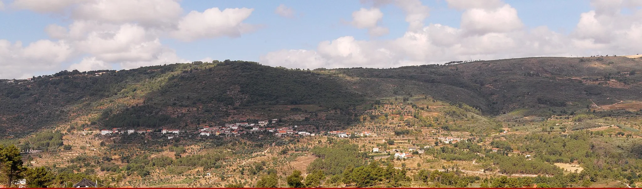 Photo showing: large view of Sobral Pichorro (Pt)