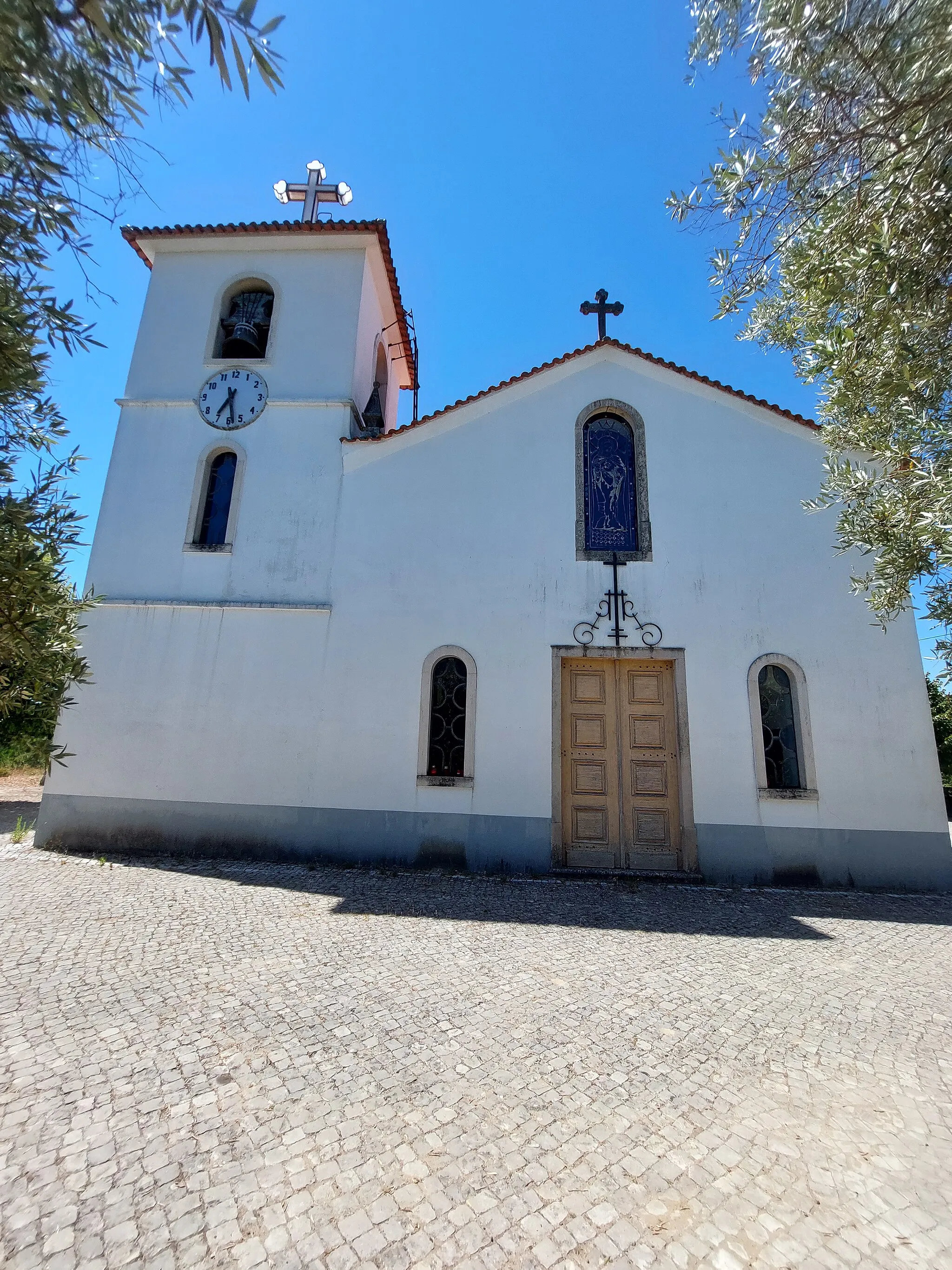 Photo showing: Frente da Capela de Gestosa Fundeira