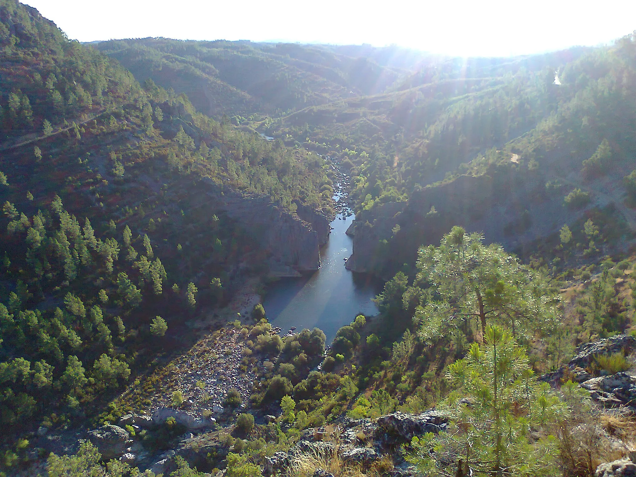 Photo showing: Ocreza river's gorge, tributary of the Tagus river