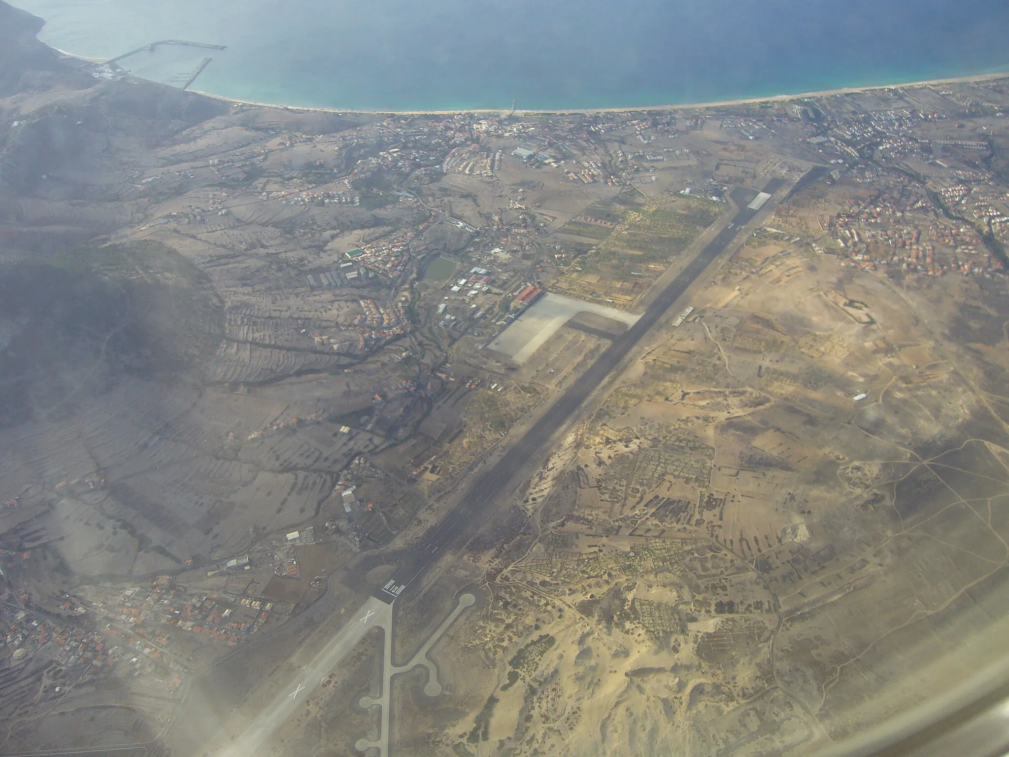 Photo showing: Letiště na ostrově Porto Santo v souostroví Madeira