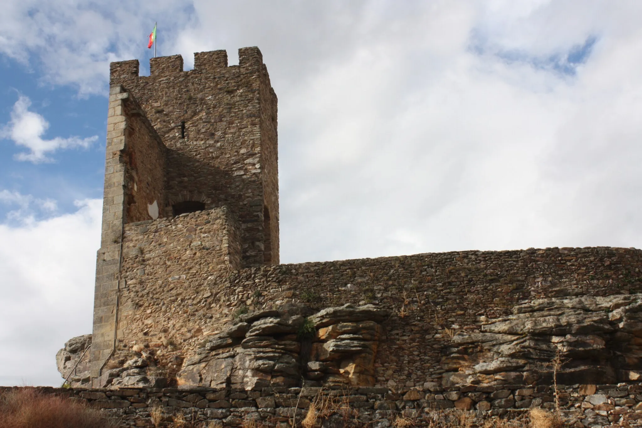 Photo showing: Castelo de Mogadouro - castelo medieval de Mogadouro