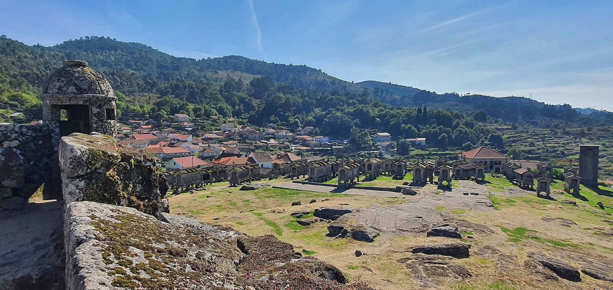 Photo showing: Castelo de Lindoso - Castelo medieval em Lindoso, Portugal