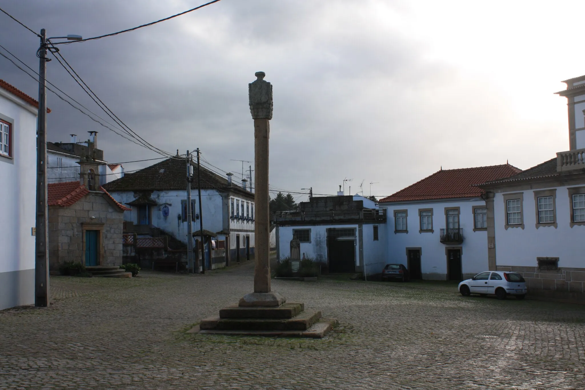 Photo showing: Pelourinho de Vilas Boas - pelourinho em Vila Flor, Portugal