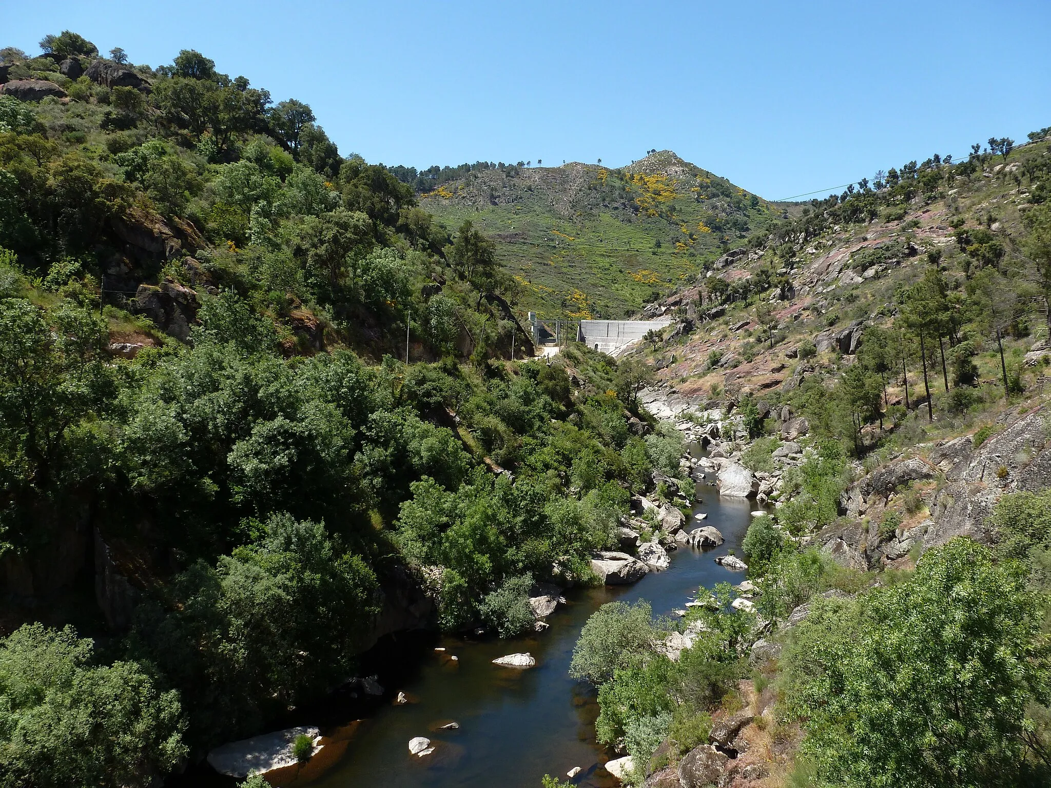 Photo showing: River view from the awesome N103 - Rebordelo