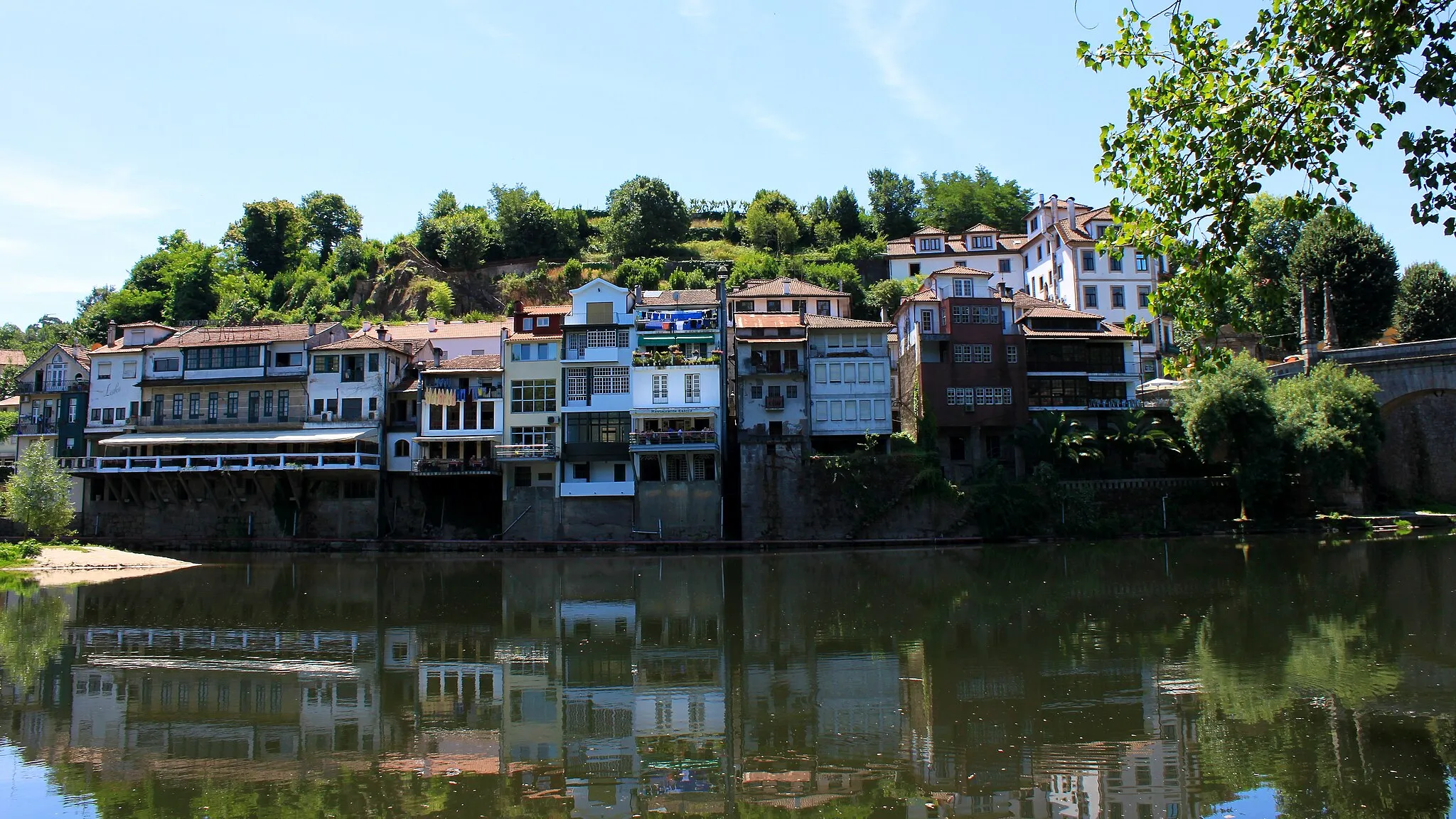 Photo showing: This file was uploaded for Wiki Loves Monuments in Portugal with the unique identifier 97027703.
English | español | português | português do Brasil | +/−

review Done