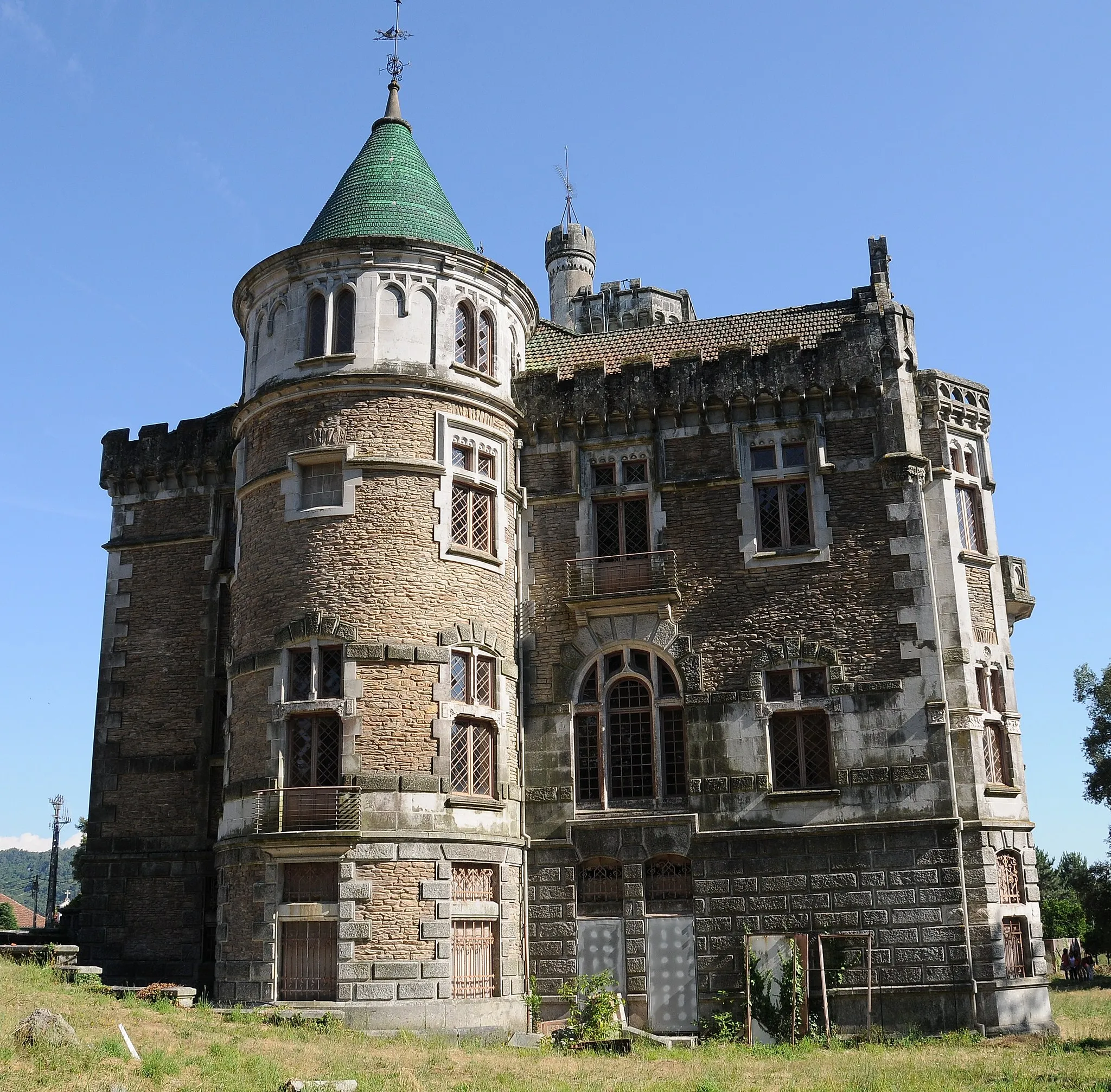 Photo showing: Dona Chica Castle in Braga, Portugal