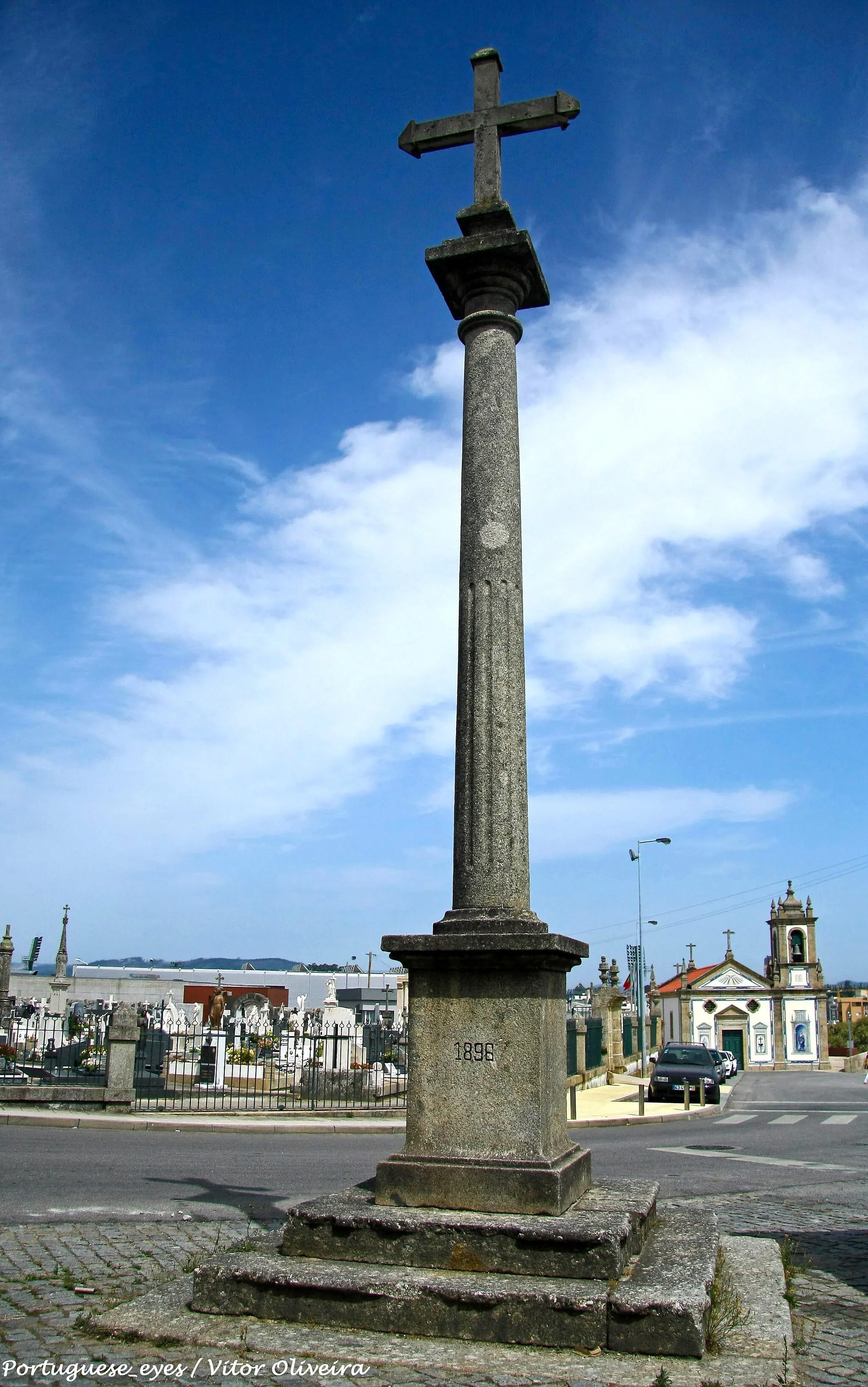 Photo showing: Cruzeiro de Calendário - Vila Nova de Famalicão - Portugal 🇵🇹