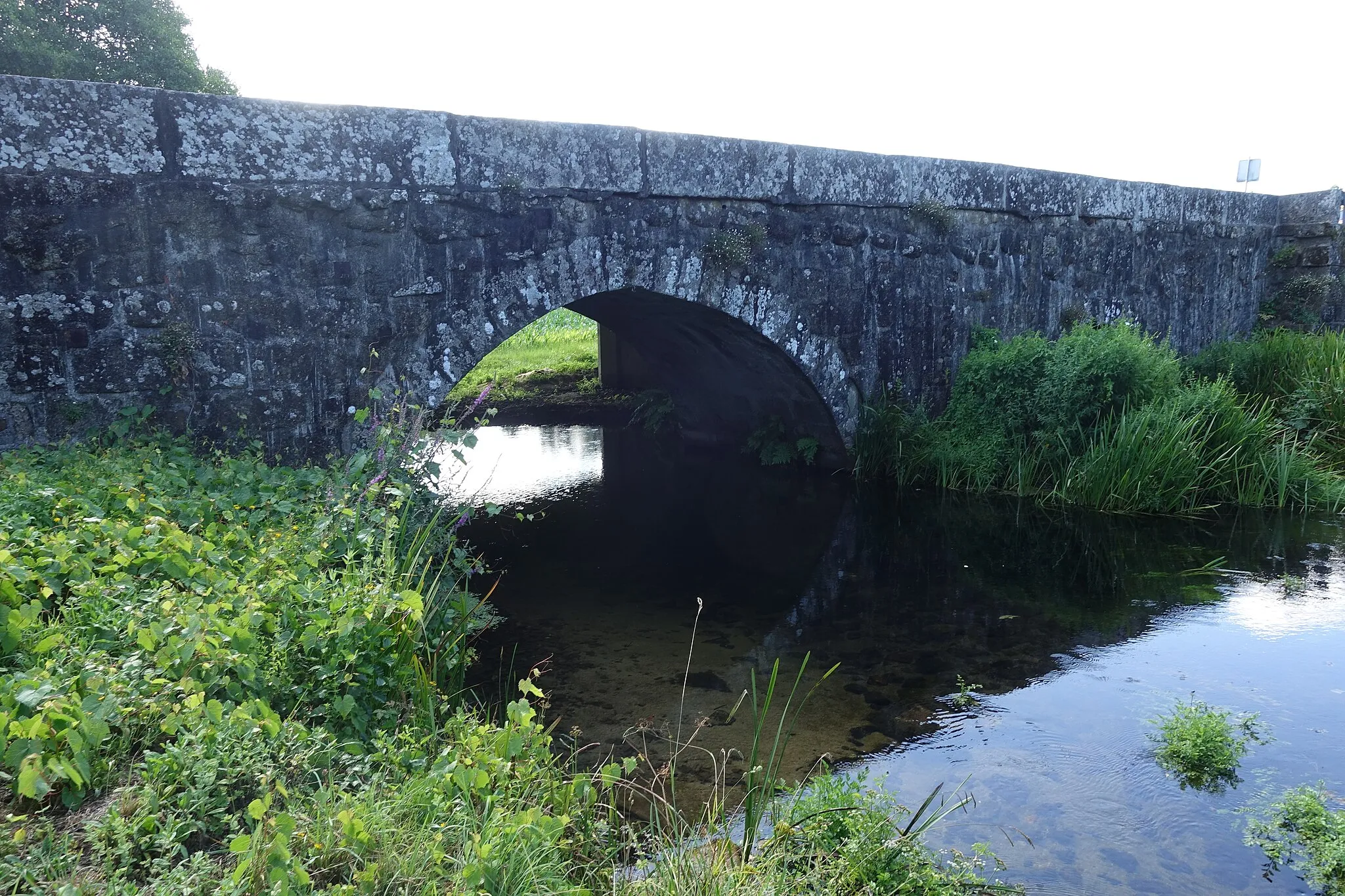 Photo showing: Bridge over Neiva River in Barcelos Portugal