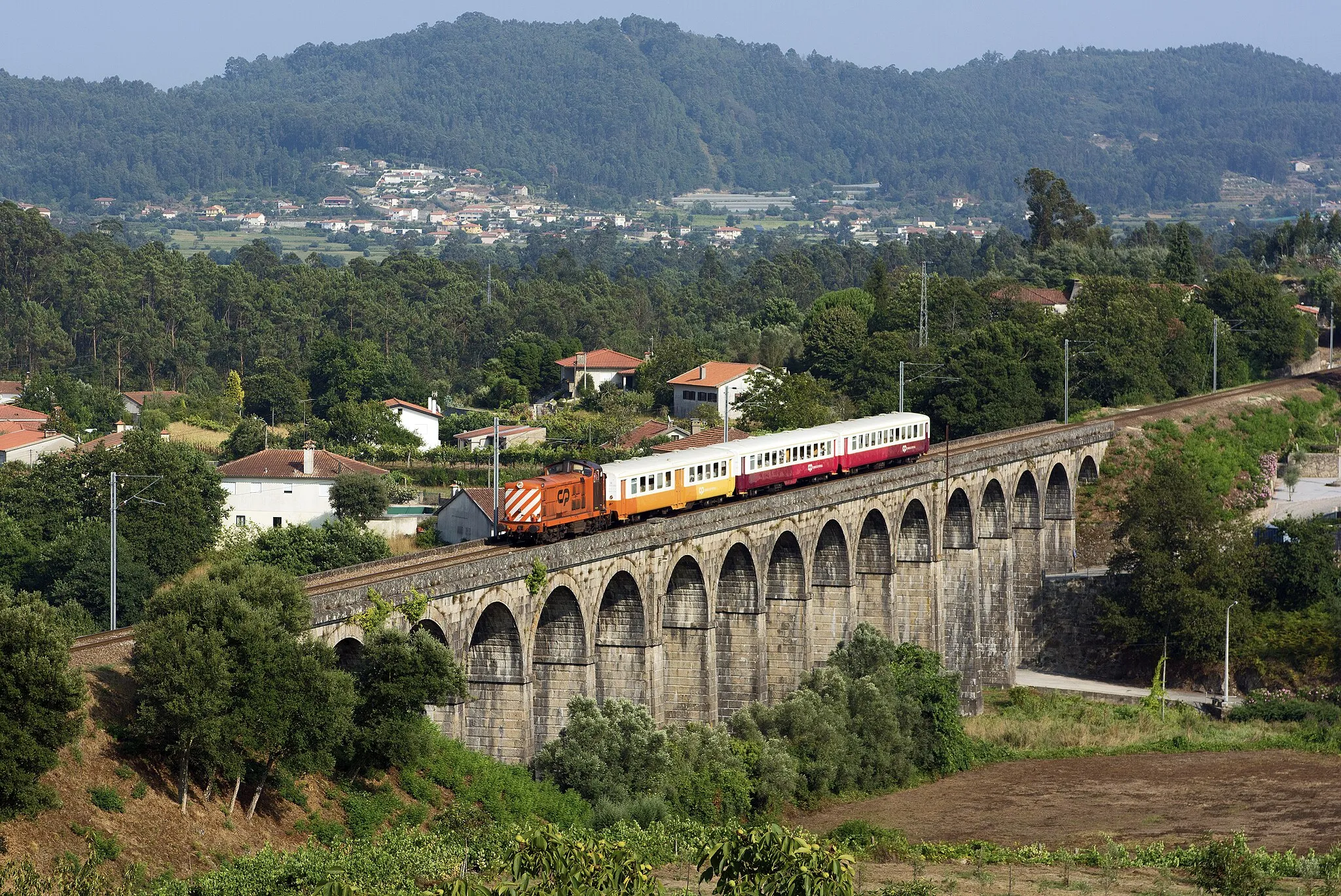 Photo showing: Interregional Porto - Valença