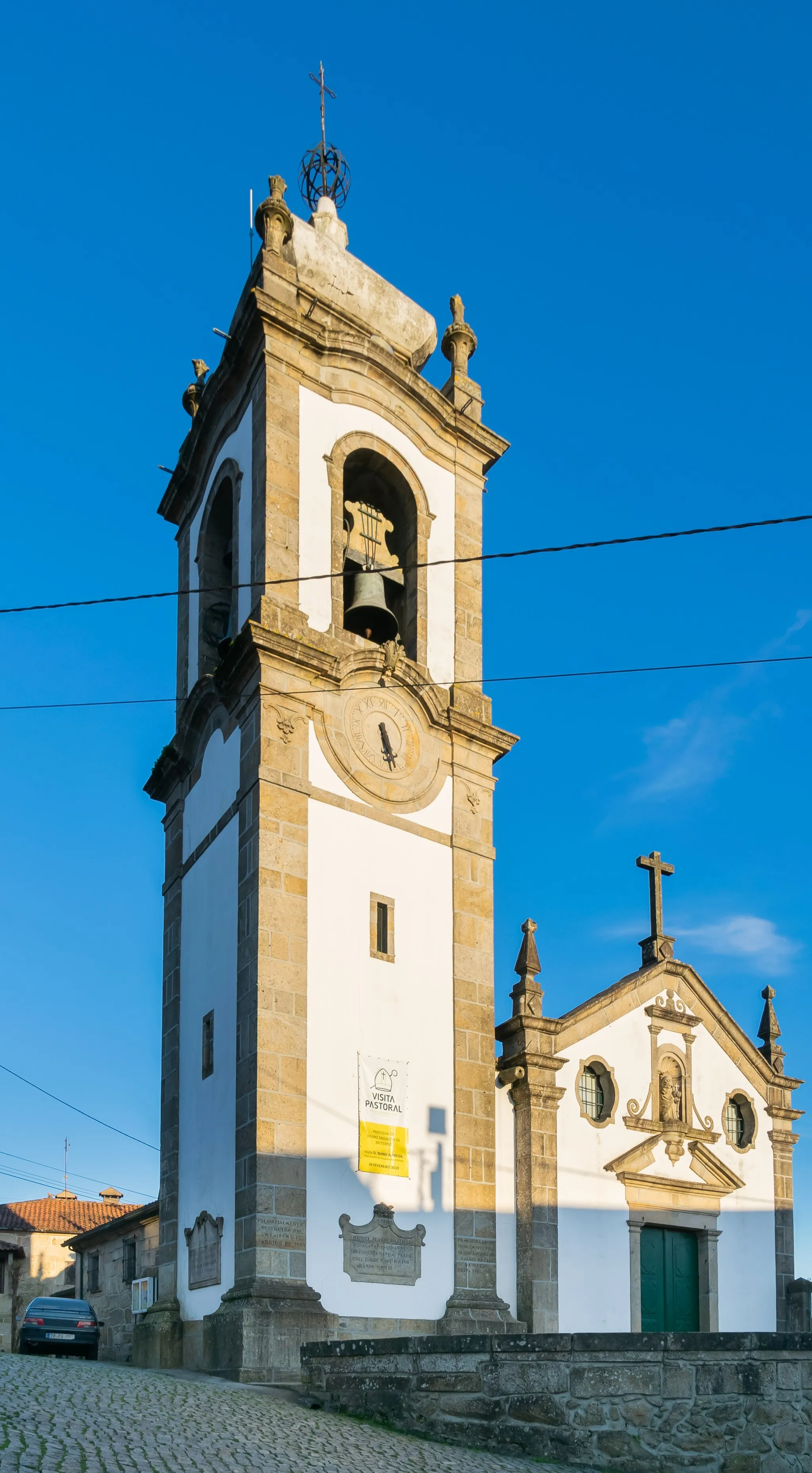 Photo showing: Church in São Salvador de Briteiros, municipality of Guimarães, Minho, Portugal

This building is classified as Sem proteção legal . It is indexed in the SIPA database (Sistema de Informação para o Património Arquitetónico) under the reference 17267.
