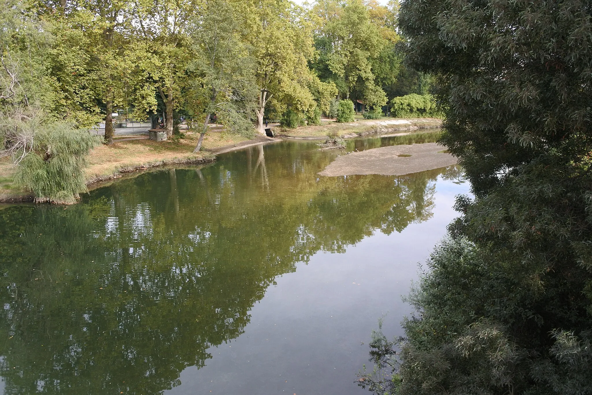 Photo showing: Ave River, near São Gemil