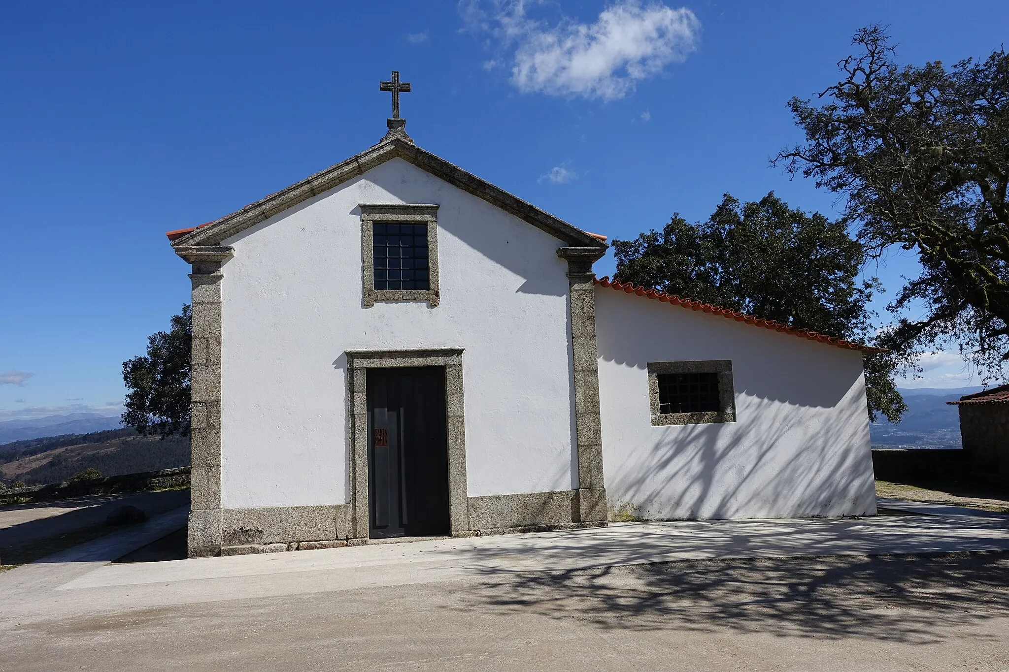 Photo showing: Santa Marta das Cortiças Chapel in Esporões, Braga, Portugal.