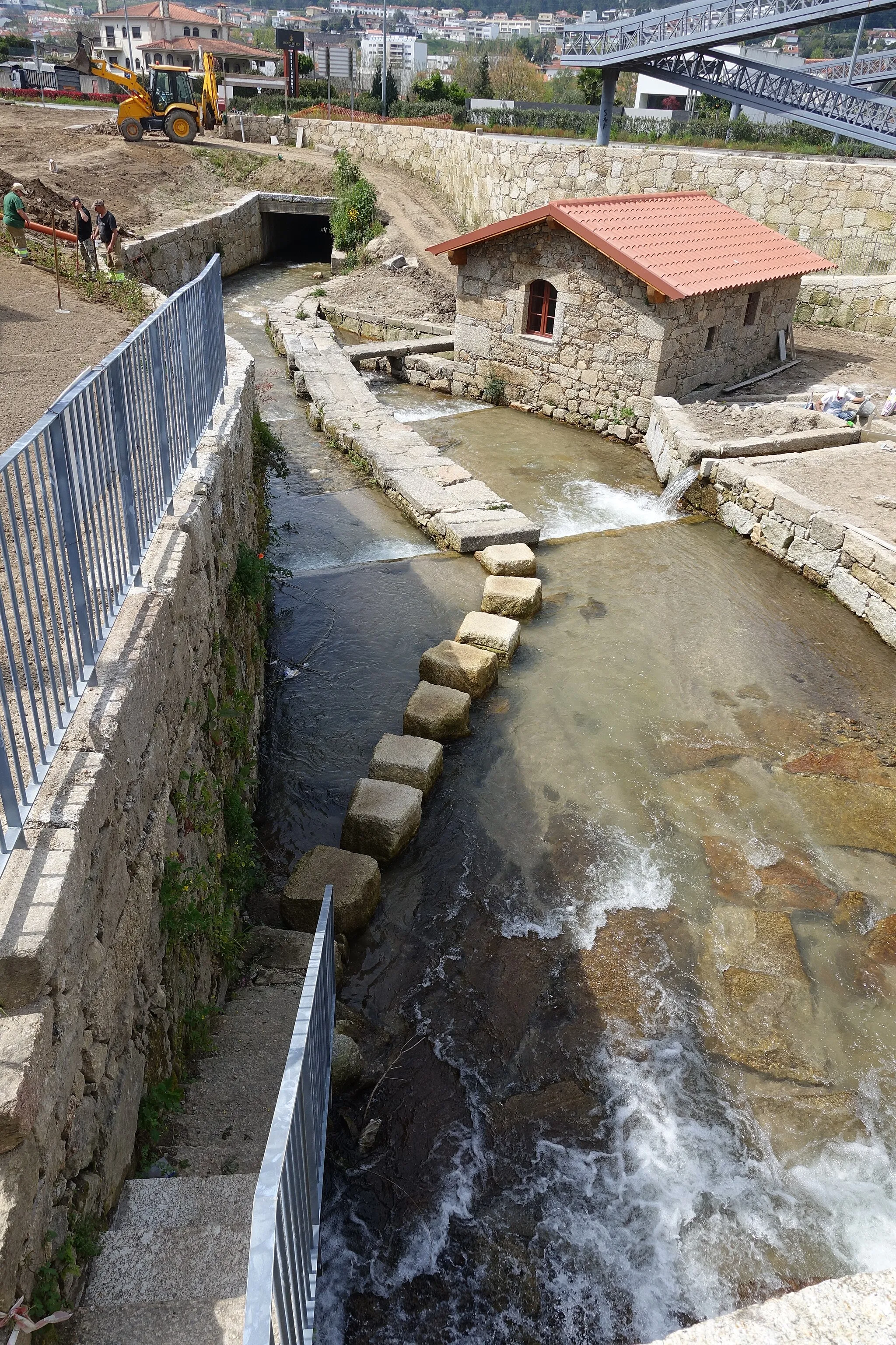 Photo showing: Rio Este (East River) in São Pedro de Este, Braga, Portugal.