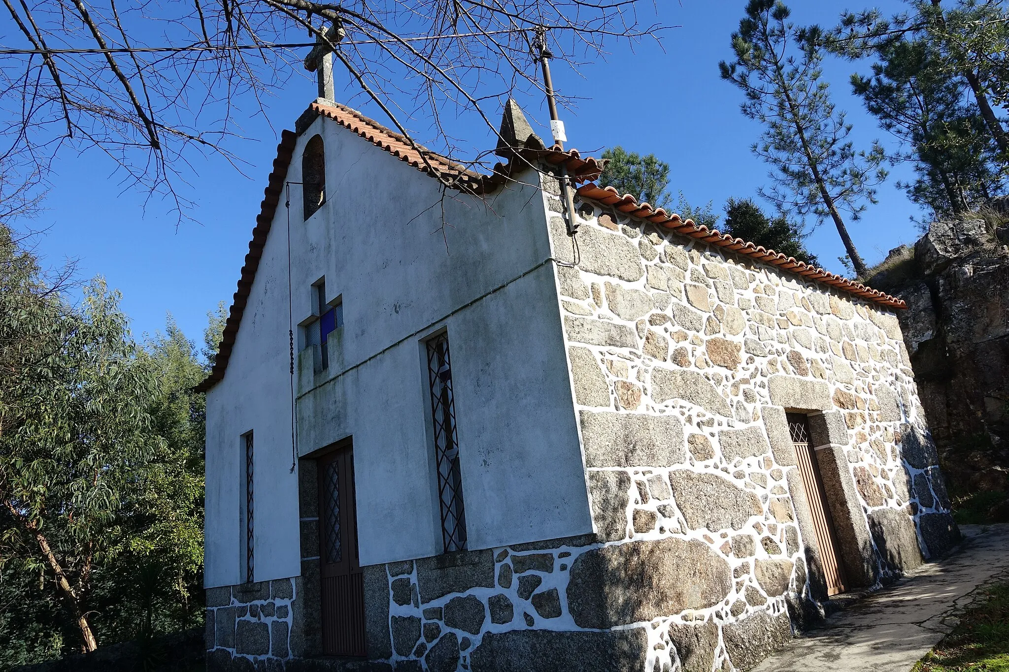 Photo showing: Cálvário chapel, Morreira Braga Portugal.