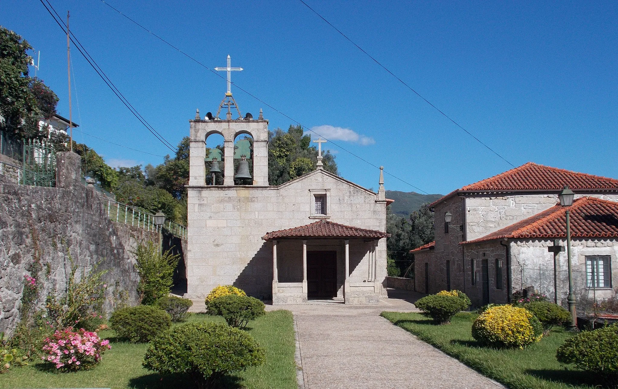 Photo showing: Igreja Oriz Santa Marinha, Vila Verde, Portugal