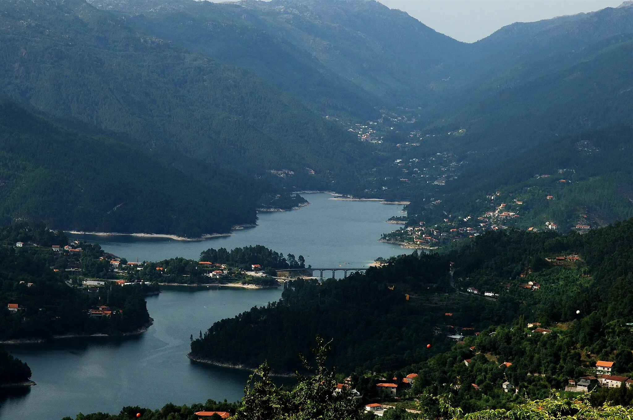 Photo showing: Caniçada, Portugal