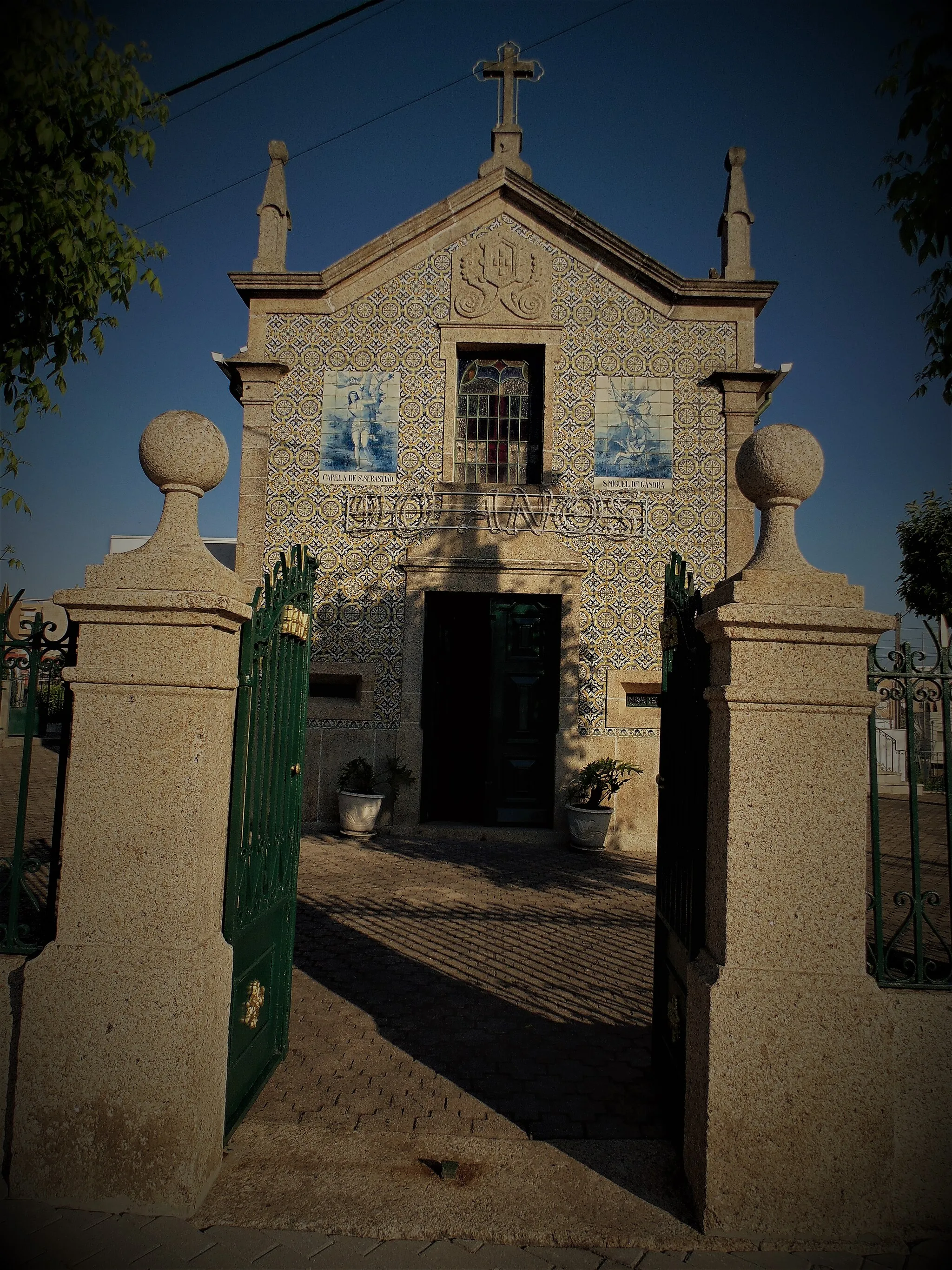 Photo showing: capela de vilarinho